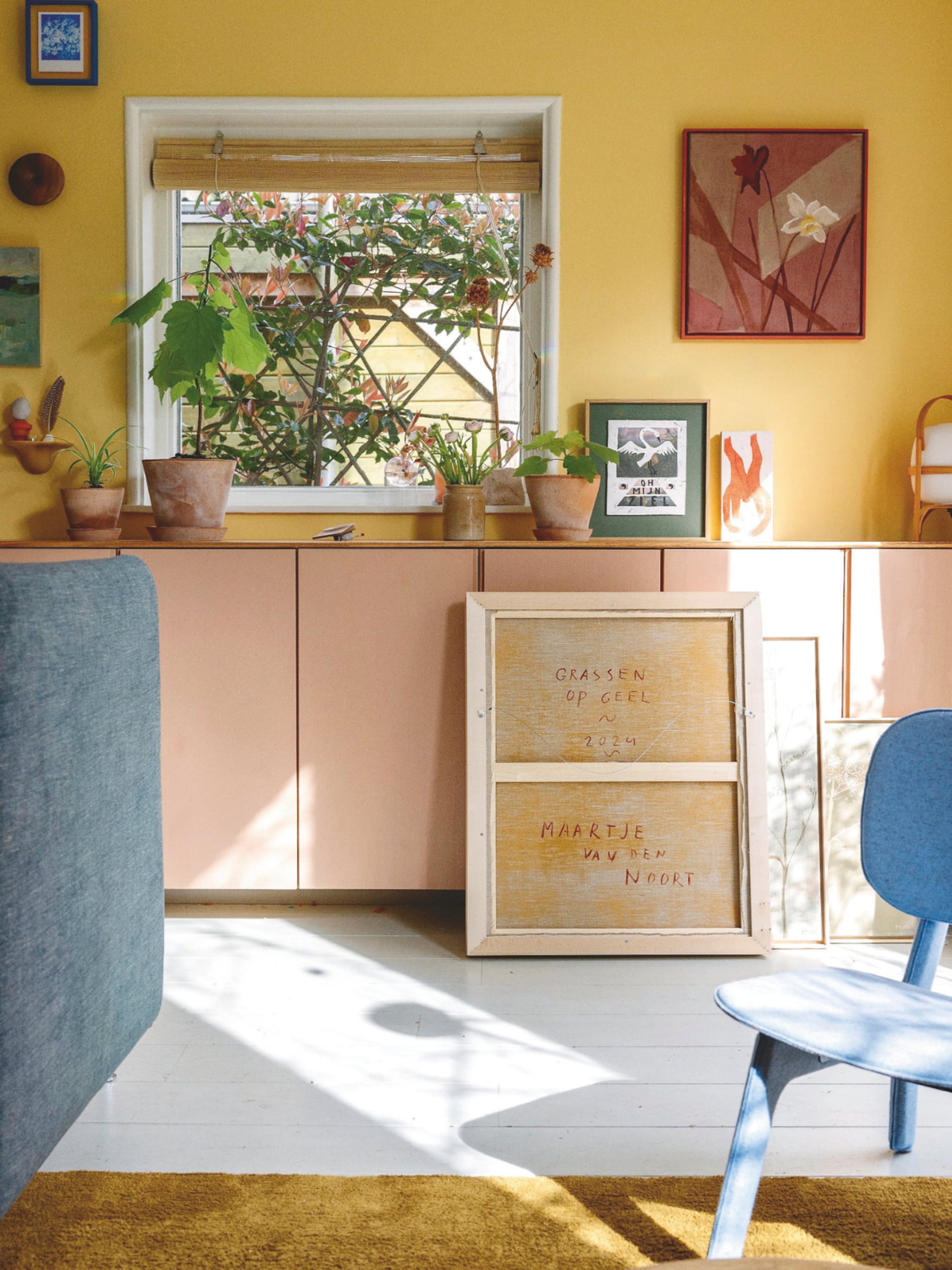 nooit meer de verkeerde verf stylist fietje onthult haar 3 gouden regels voor een kleurrijk interieur