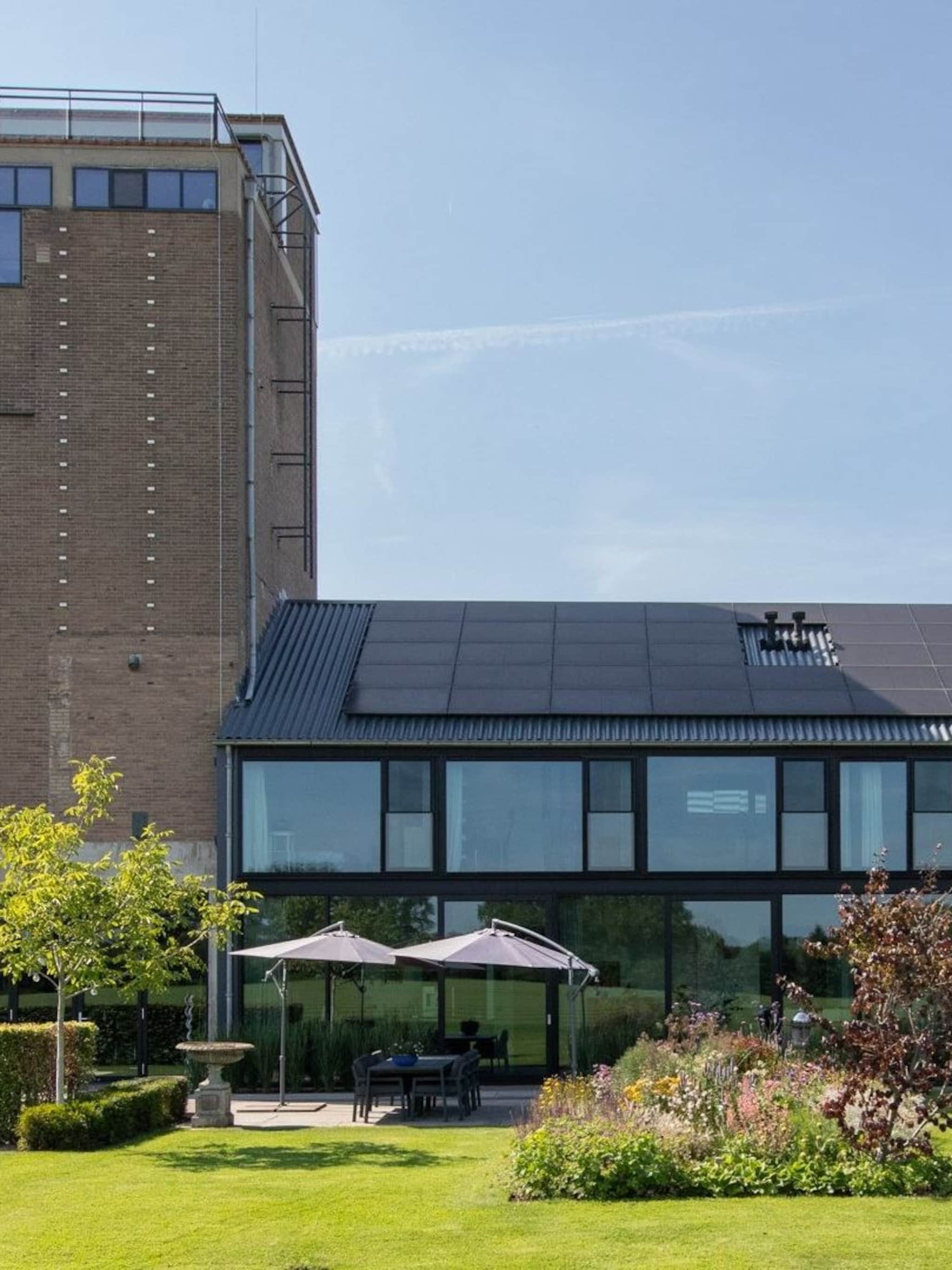 funda parel gerenoveerde graansilo bed breakfast