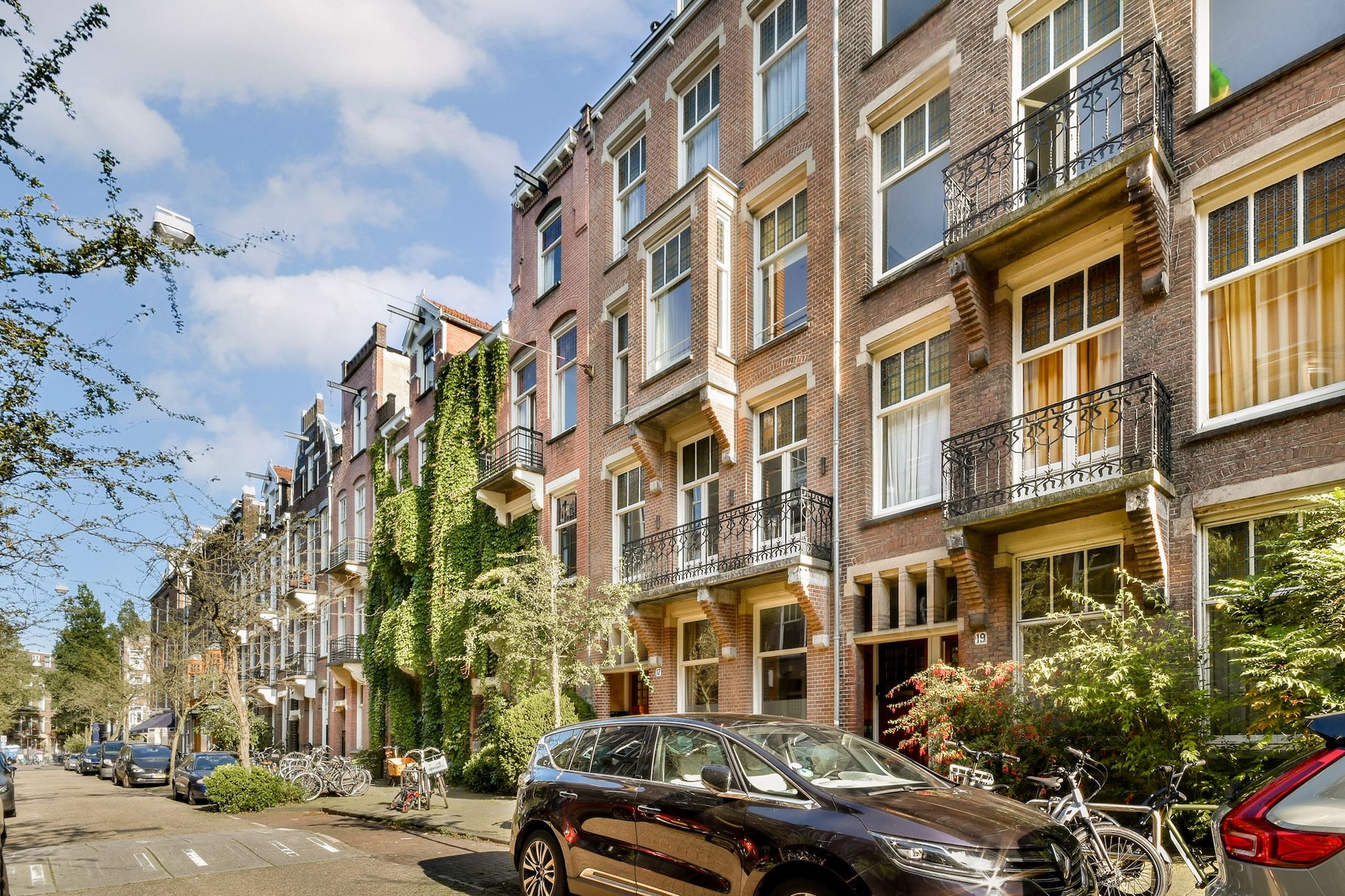 Funda-parel september 2024: Wouwermanstraat 17-A in Amsterdam Funda - Van Baerle Makelaars
