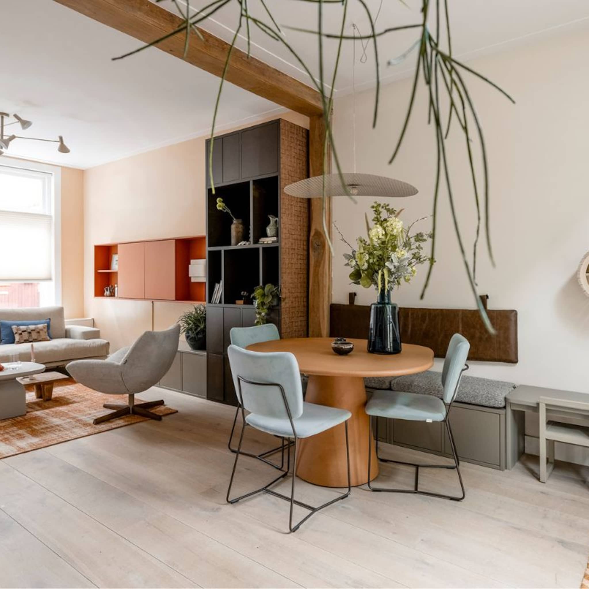 kleine woonkamer met eetgedeelte inrichten