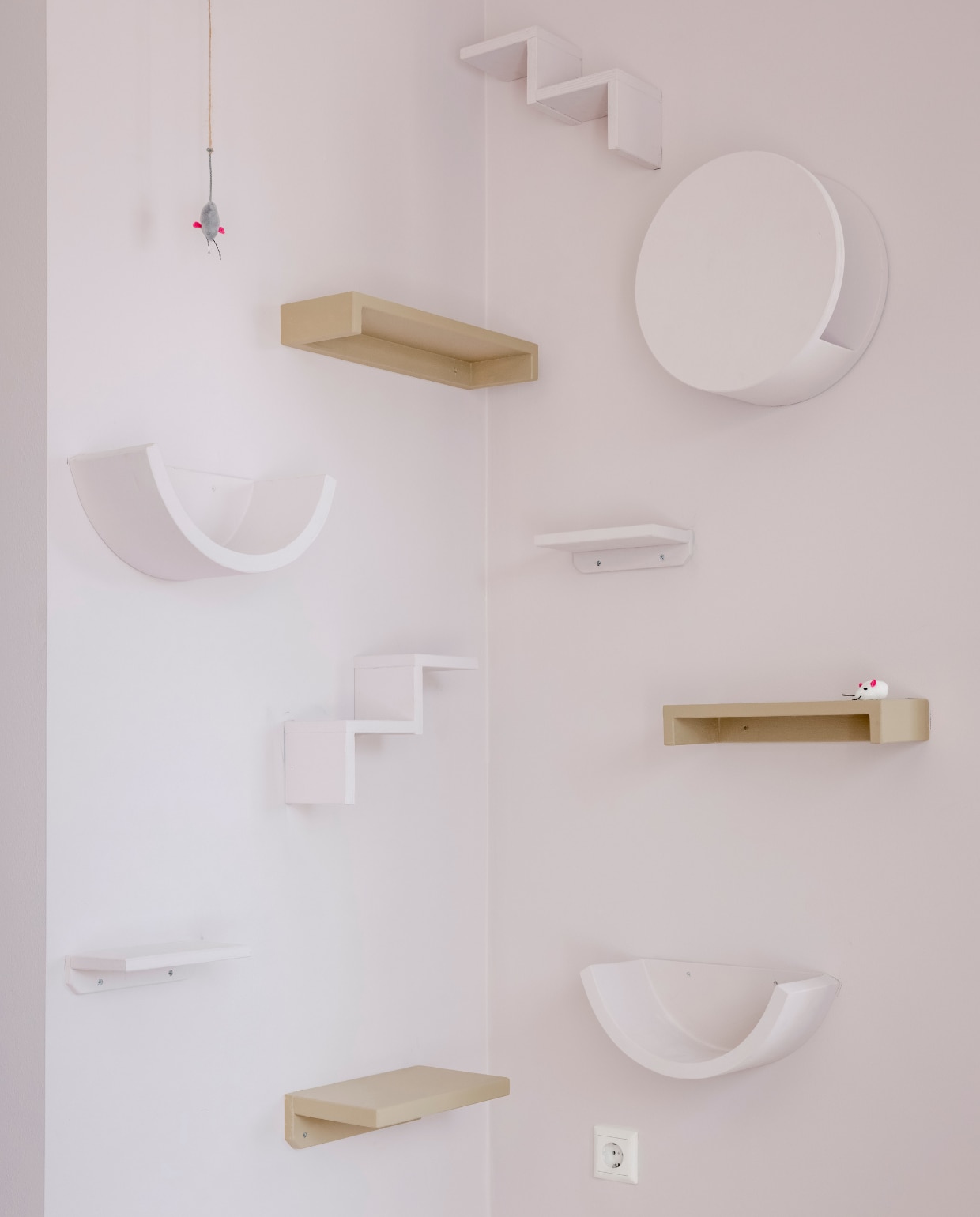 Kattenwand, weer verlief op je huis seizoen 19 aflevering 1 vtwonen WVOJH Seizoen 19 Alfvering 1 | styling Marianne Luning | Fotografie Sonja Velda