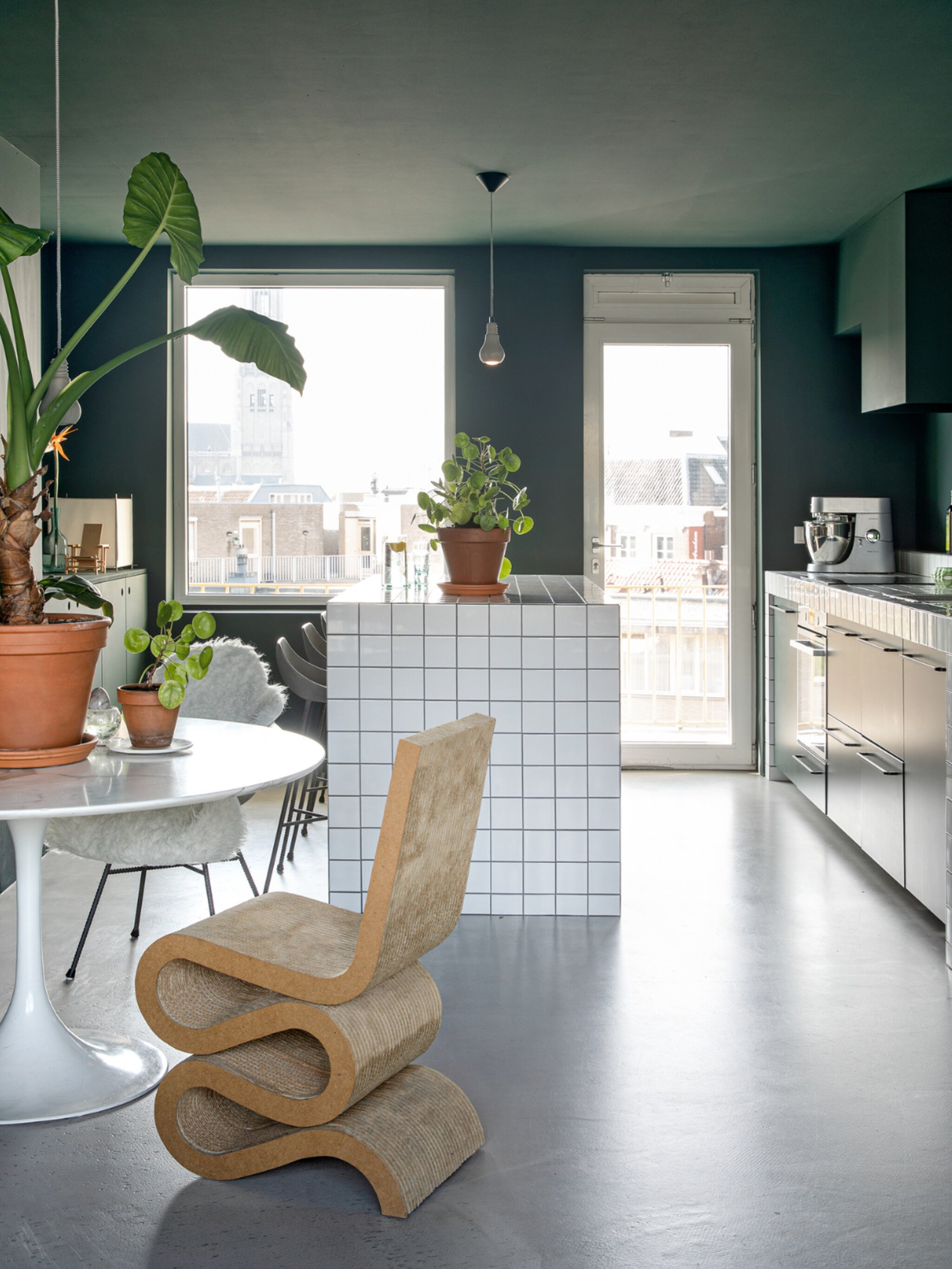 binnenkijken in groen appartement in arnhem