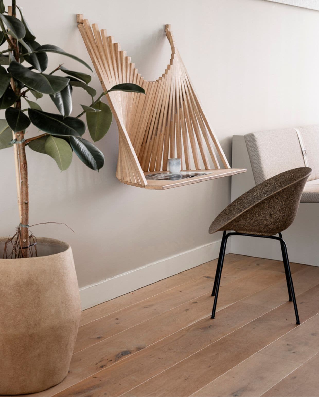 Weer verliefd op je huis aflevering 7 seizoen 21 2024, Frans in Amsterdam, werkplek Weer verliefd op je huis aflevering 7 seizoen 21 2024 | styling Frans Uyterlinde | fotografie Margriet Hoekstra