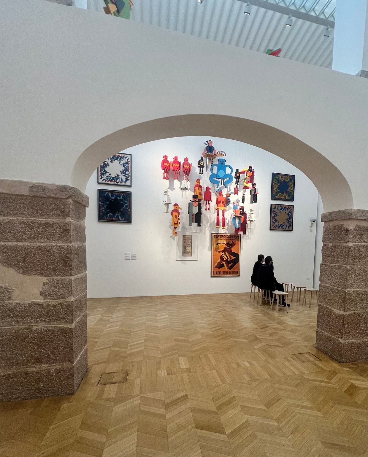 Casa Depero is een museum voor futuristische kunst in Rovereto, via Portici, 38. Adeline Mans