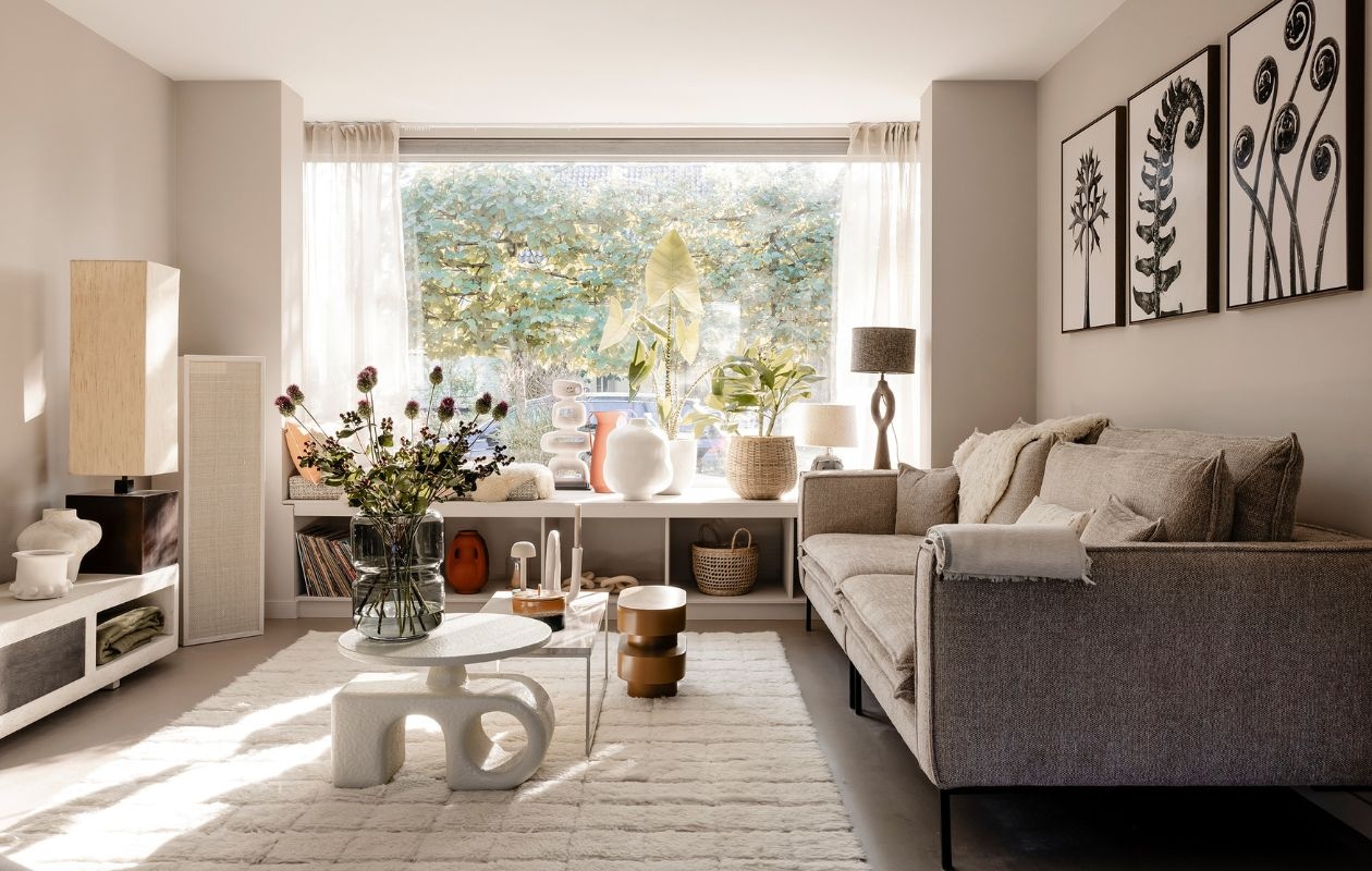 Weer verliefd op je huis aflevering 8 seizoen 21 2024, Fietje in De Meern, zitkamer Weer verliefd op je huis aflevering 8 seizoen 21 2024 | styling Fietje Bruijn | fotografie Sonja Velda