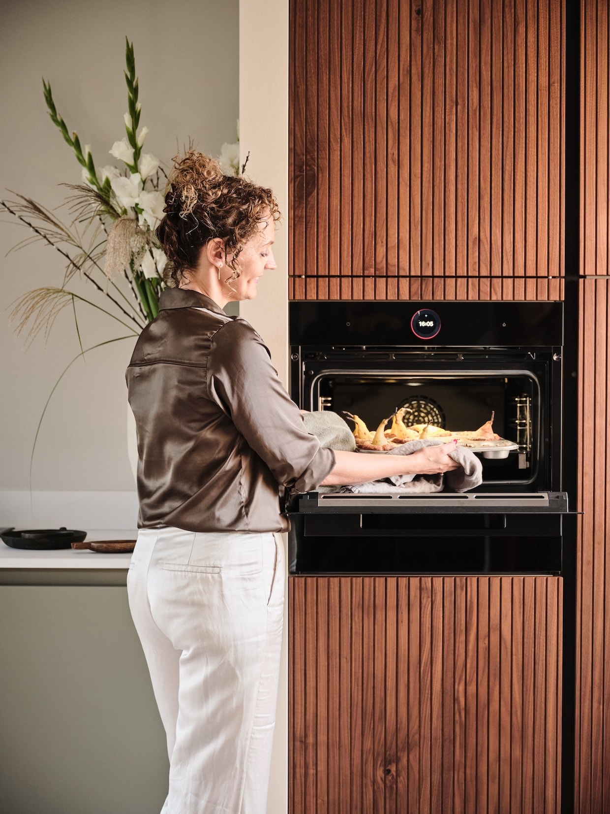 op slag verliefd binnenkijken in deze sfeervolle woonkeuken in hardenberg
