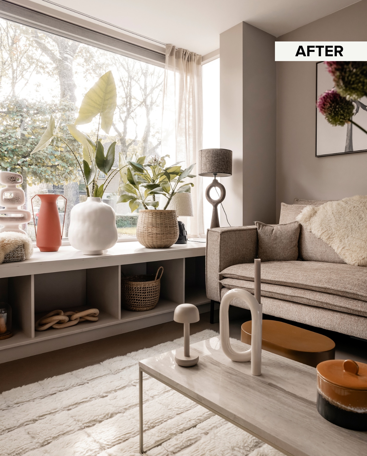 Weer verliefd op je huis aflevering 8 seizoen 21 2024, Fietje in De Meern, vensterbank, zithoek Weer verliefd op je huis aflevering 8 seizoen 21 2024 | styling Fietje Bruijn | fotografie Sonja Velda
