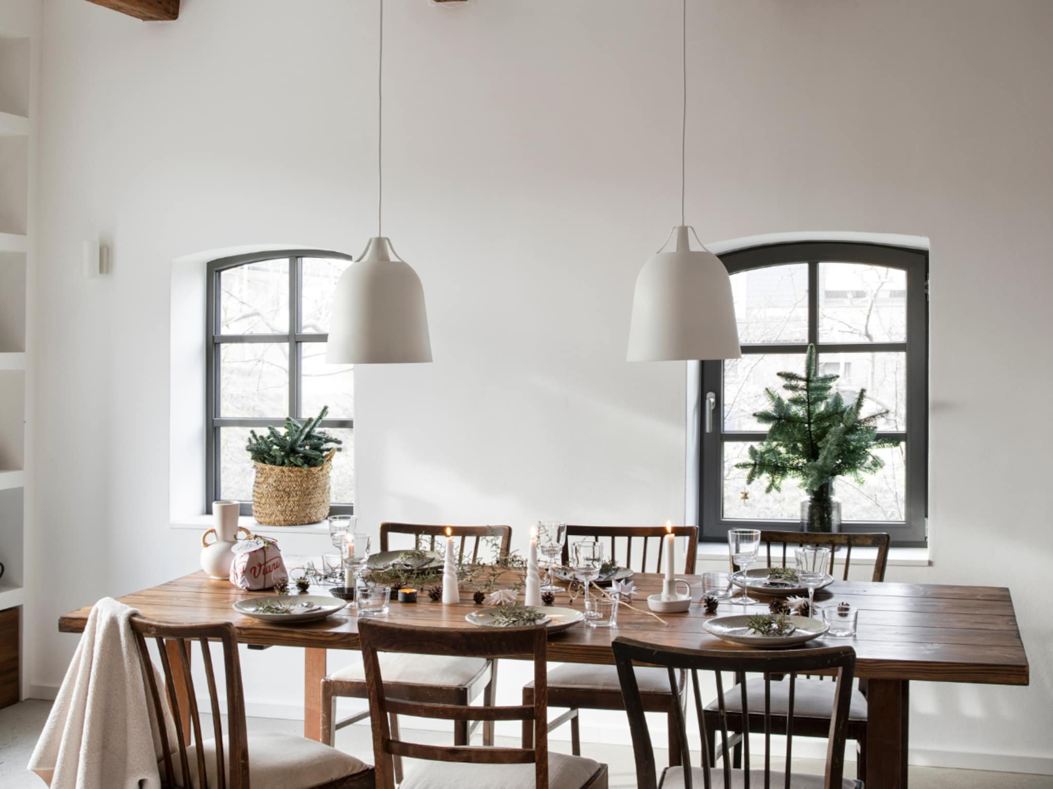 binnenkijken in huis met scandinavische kerstsfeer