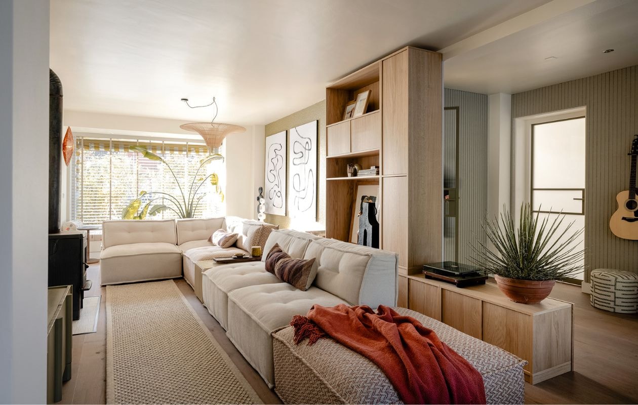 Weer verliefd op je huis aflevering 10 seizoen 21 2024, Kelly in Hilversum Weer verliefd op je huis aflevering 10 seizoen 21 2024 | styling Kelly van Gendt | fotografie Sonja Velda