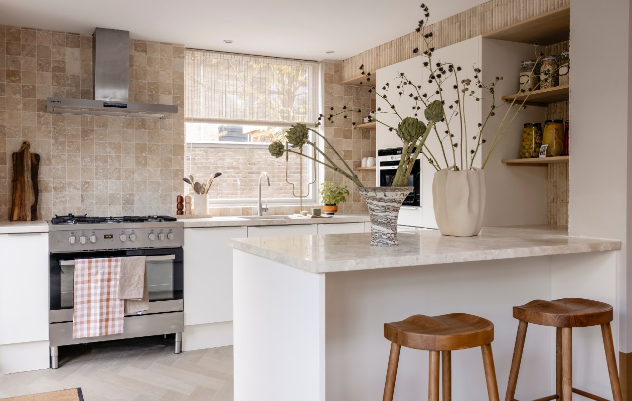Weer verliefd op je huis aflevering 12 seizoen 21 2024, Marianne in Bakkum Weer verliefd op je huis aflevering 12 seizoen 21 2024 | styling Marianne Luning | fotografie Sonja Velda