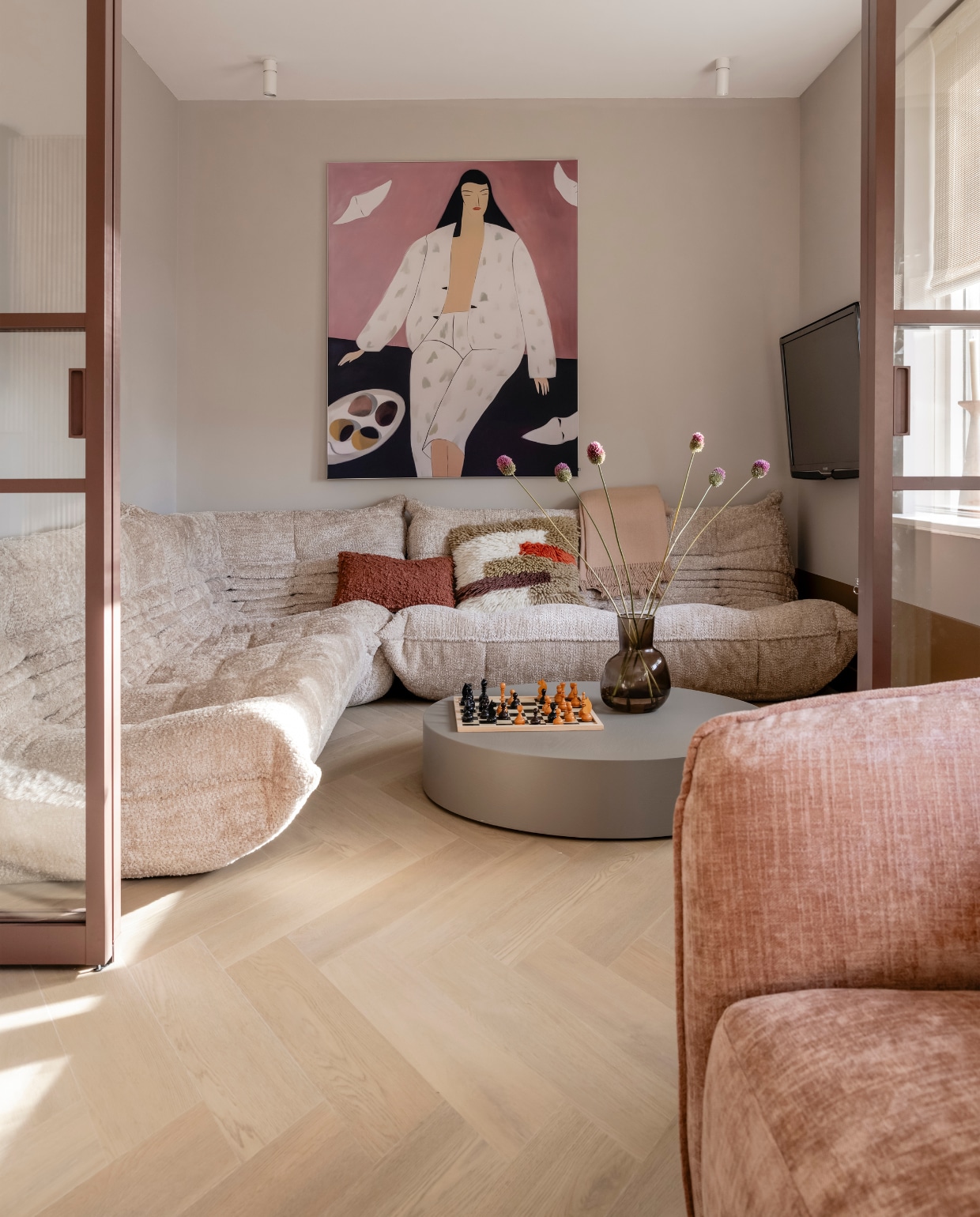 Weer verliefd op je huis aflevering 12 seizoen 21 2024, Marianne in Bakkum Weer verliefd op je huis aflevering 12 seizoen 21 2024 | styling Marianne Luning | fotografie Sonja Velda