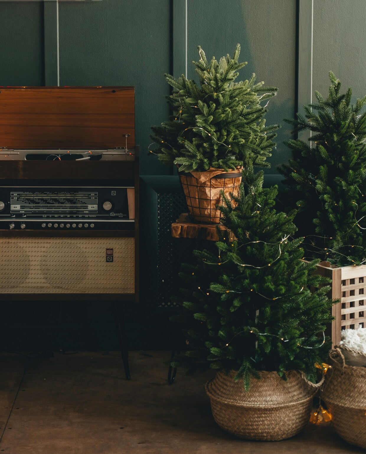 Rock around the christmas tree met de leukste kerstplaylists Unsplash
