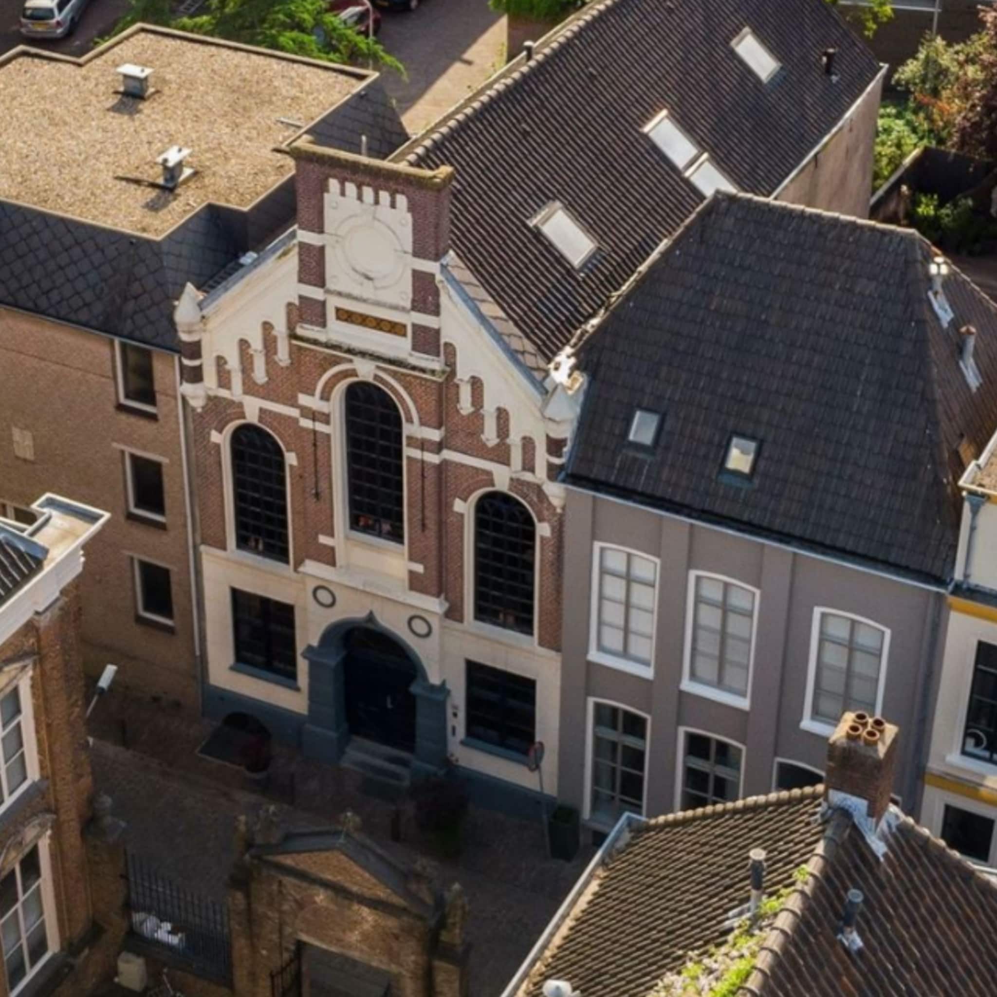 Omgebouwde kerk in Nijmegen