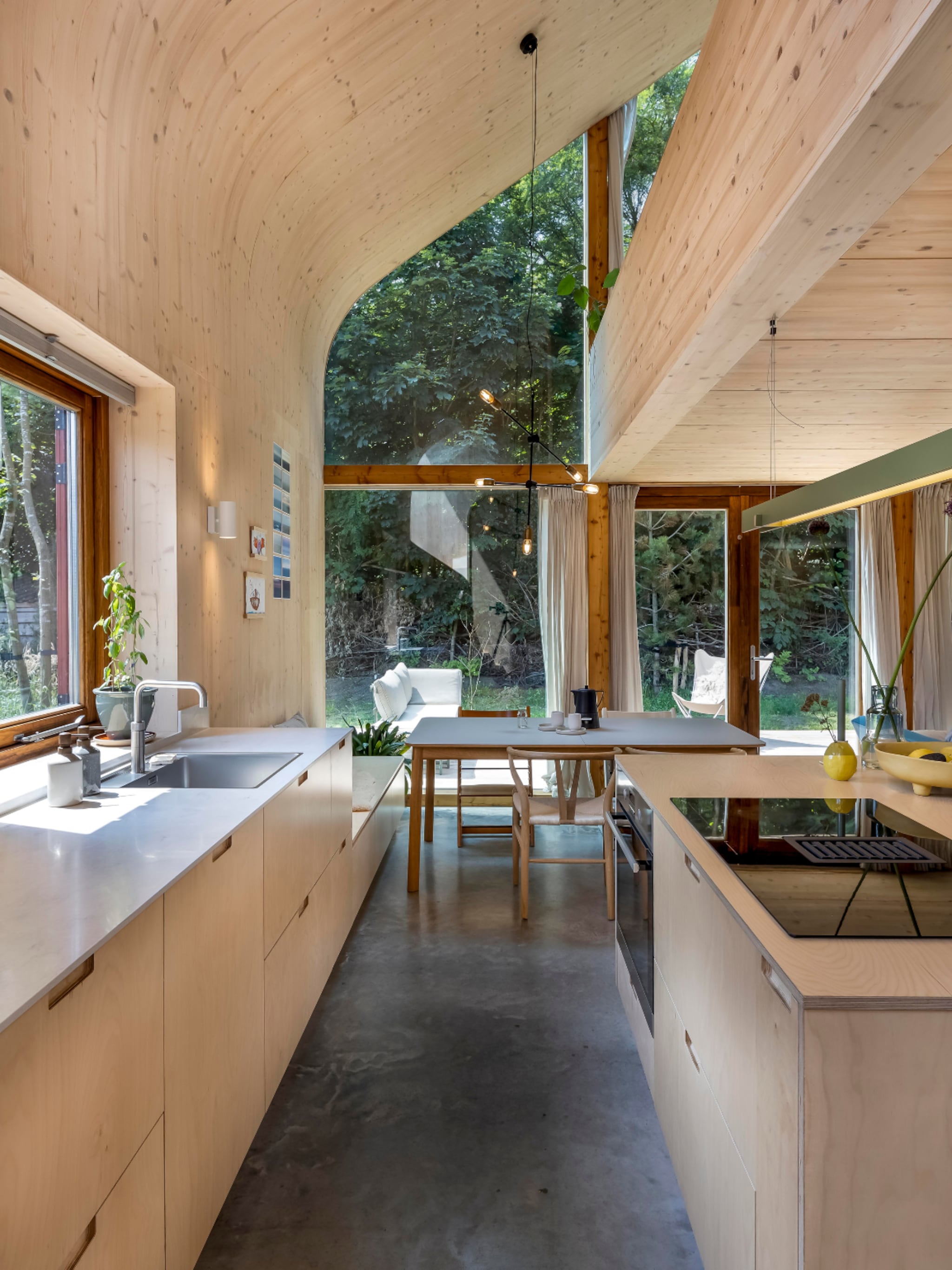 5x binnenkijken in prachtige houten huizen