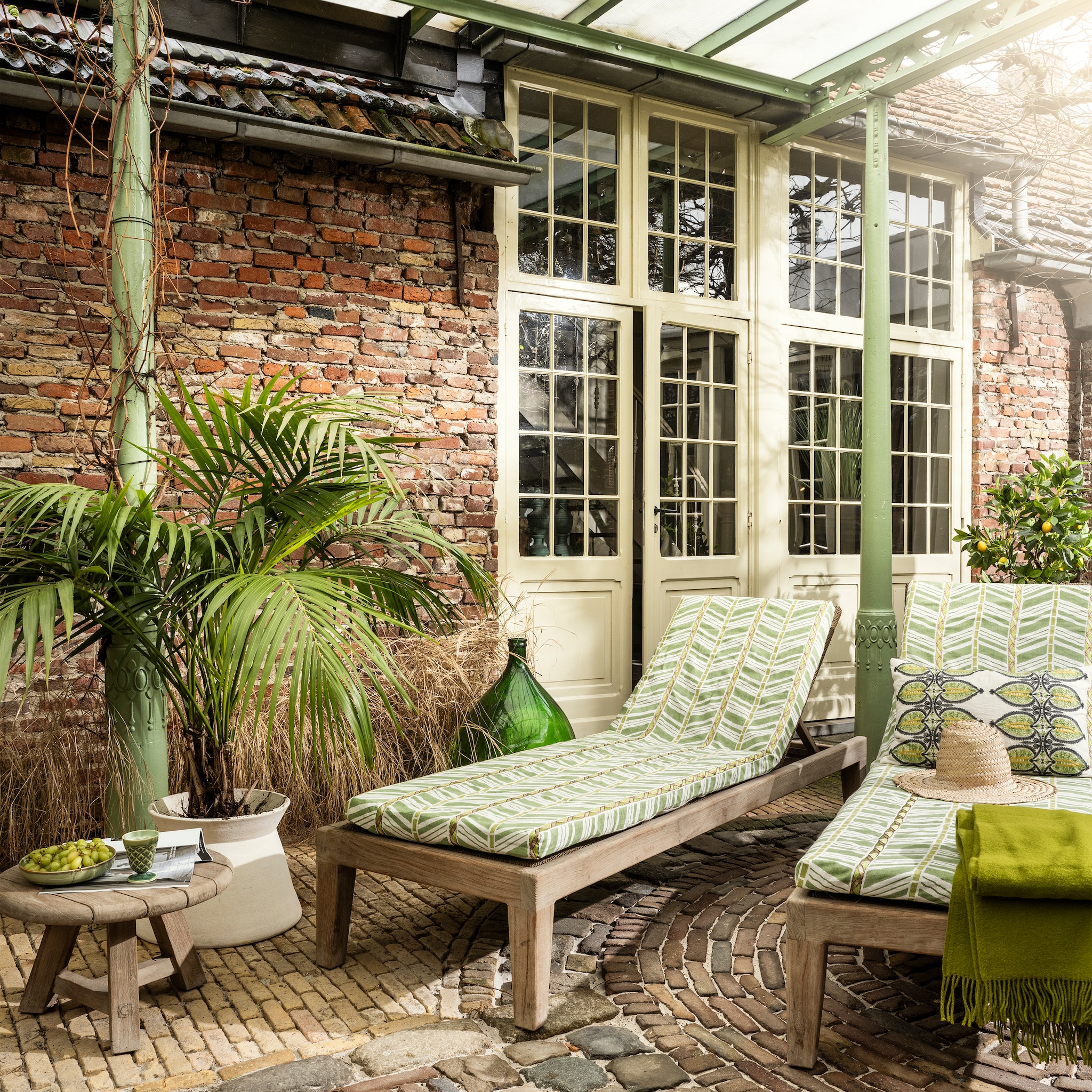 met een rond terras zorg je voor een tuin vol sfeer en dynamiek zo maak je de perfecte cirkel