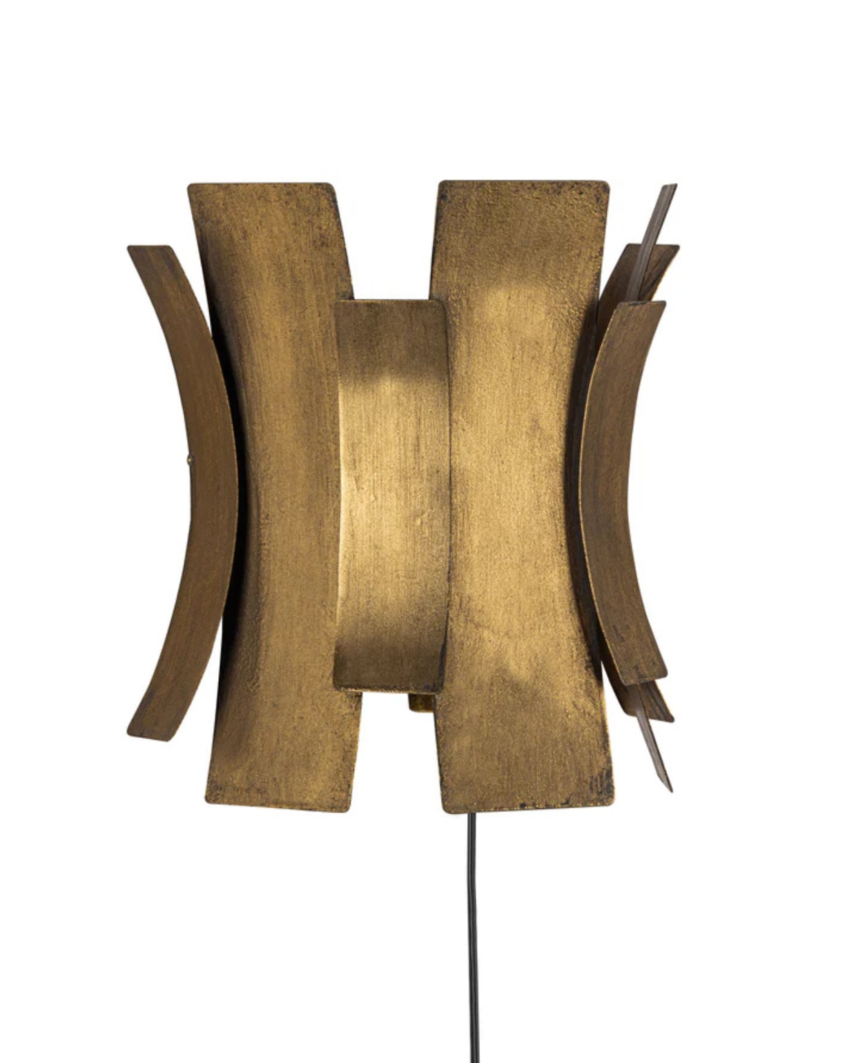 Metalen wandlamp Course van BePureHome, 25x16x27 cm (bxdxh) € 69,95 (shop.vtwonen.nl) vtwonen