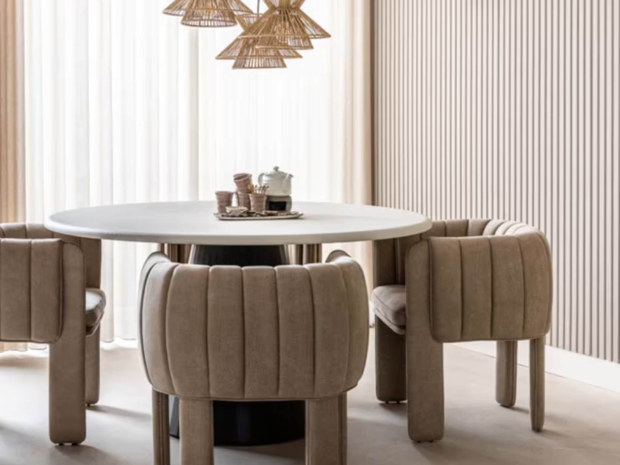 Dossier: stof, verf & behang