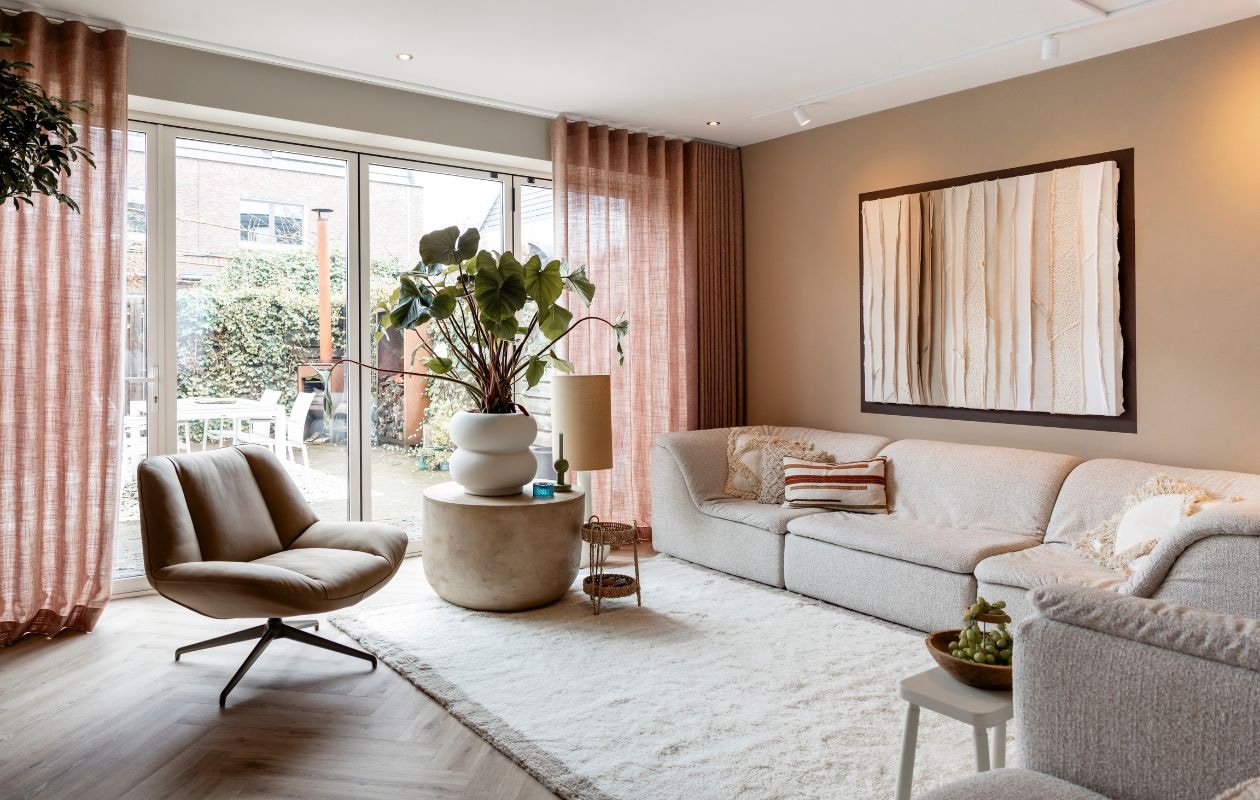 Weer verliefd op je huis aflevering 2 seizoen 22 2025, stylist Frans in Den Bosch Weer verliefd op je huis aflevering 2 seizoen 22 2025 | styling Frans Uyterlinde | fotografie Margriet Hoekstra