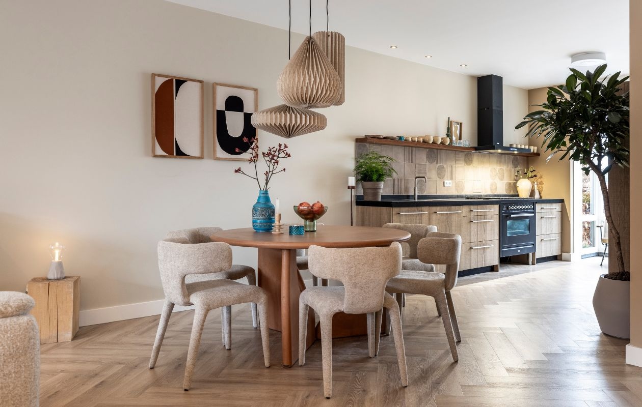 Weer verliefd op je huis aflevering 2 seizoen 22 2025, stylist Frans in Den Bosch Weer verliefd op je huis aflevering 2 seizoen 22 2025 | styling Frans Uyterlinde | fotografie Margriet Hoekstra