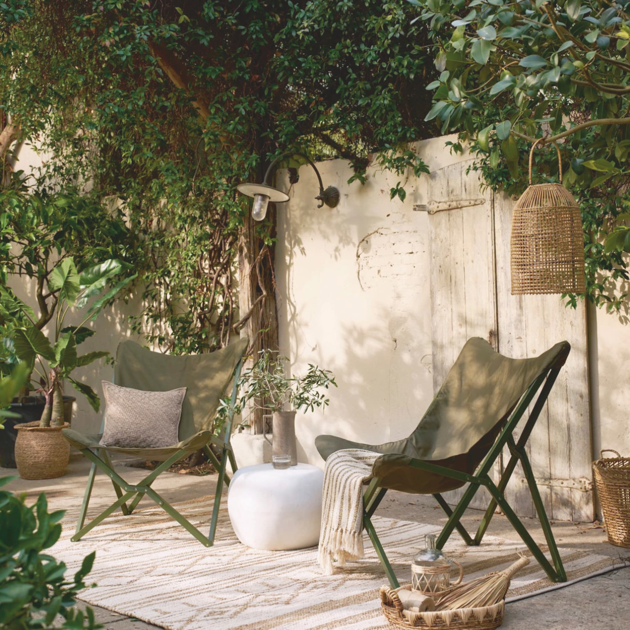 buiten bijzettafels voor tuin en balkon