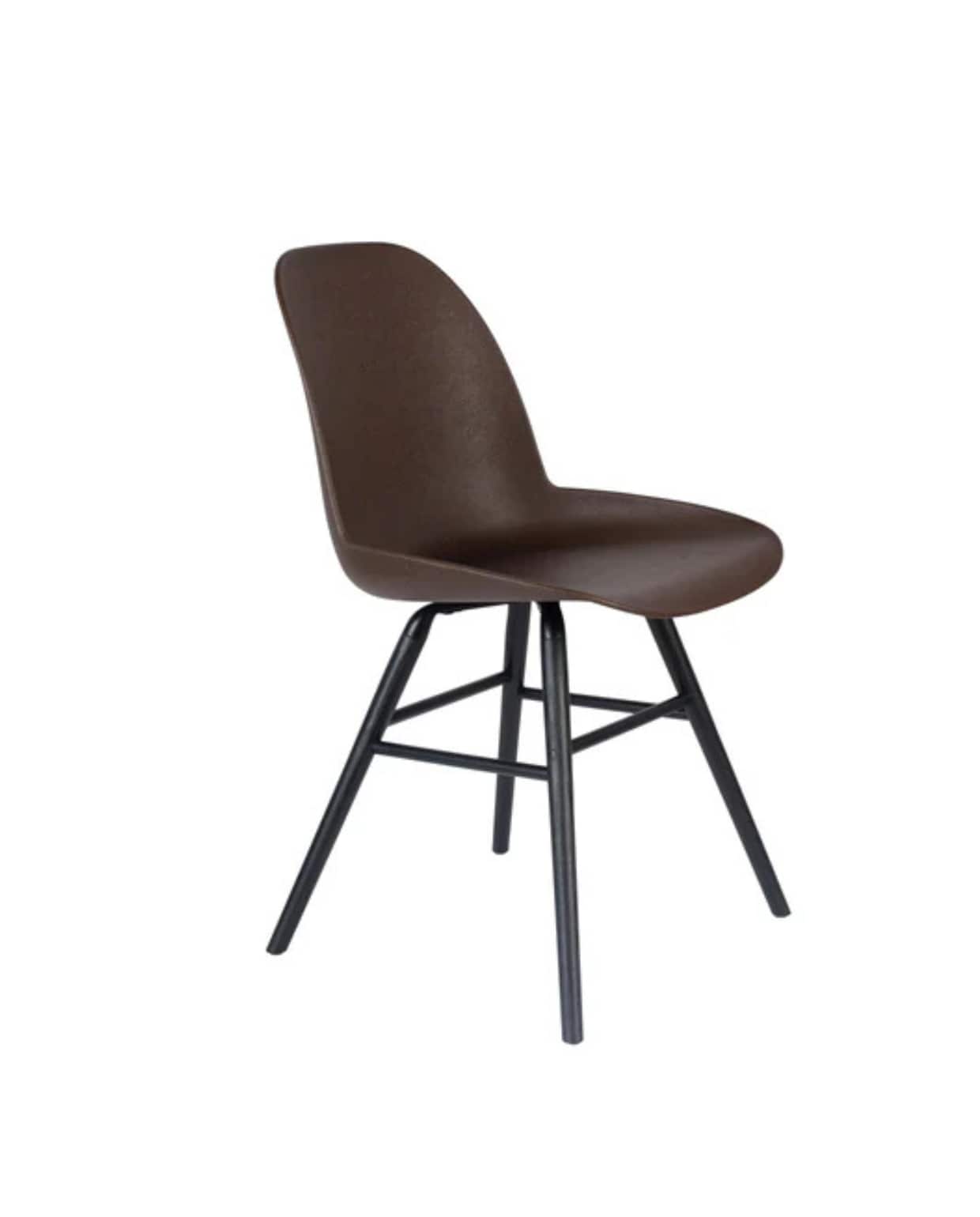 Shop op shop.vtwonen.nl: eetkamerstoel Albert Kuip Coffee van Zuiver, essenhout met zachte bekleding, set van 2 € 498,-. Zuiver