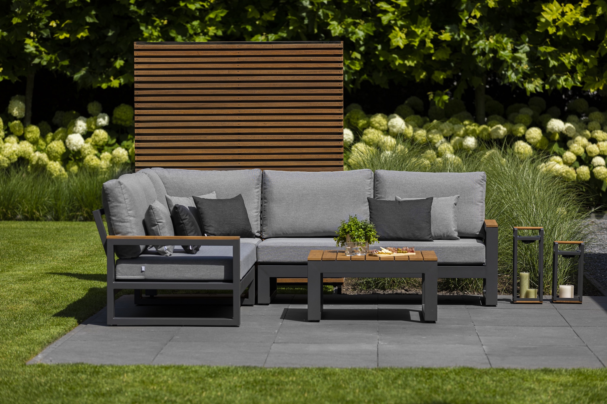 oase op maat deze tuinmeubels groeien met je mee