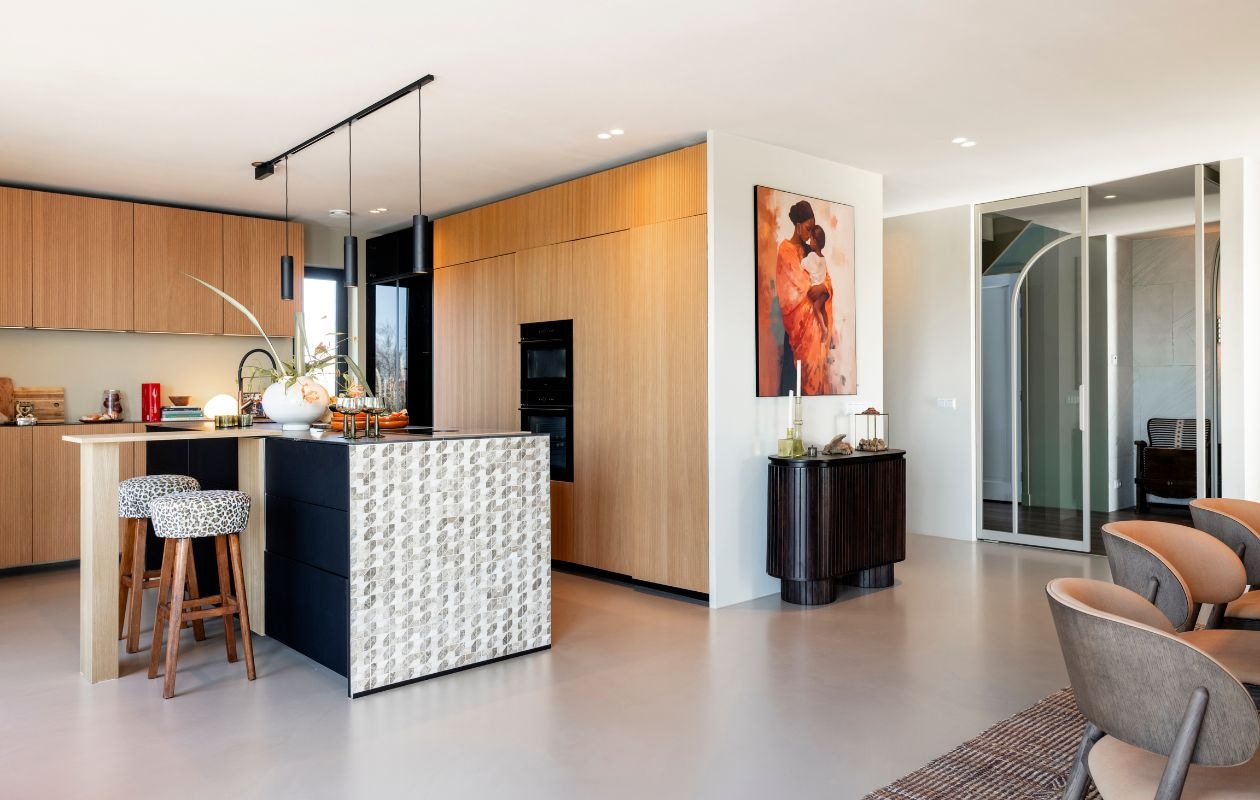 Weer verliefd op je huis aflevering 7 seizoen 22 2025, stylist Kelly in Landsmeer Weer verliefd op je huis aflevering 7 seizoen 22 2025 | styling Kelly van Gent | fotografie Margriet Hoekstra