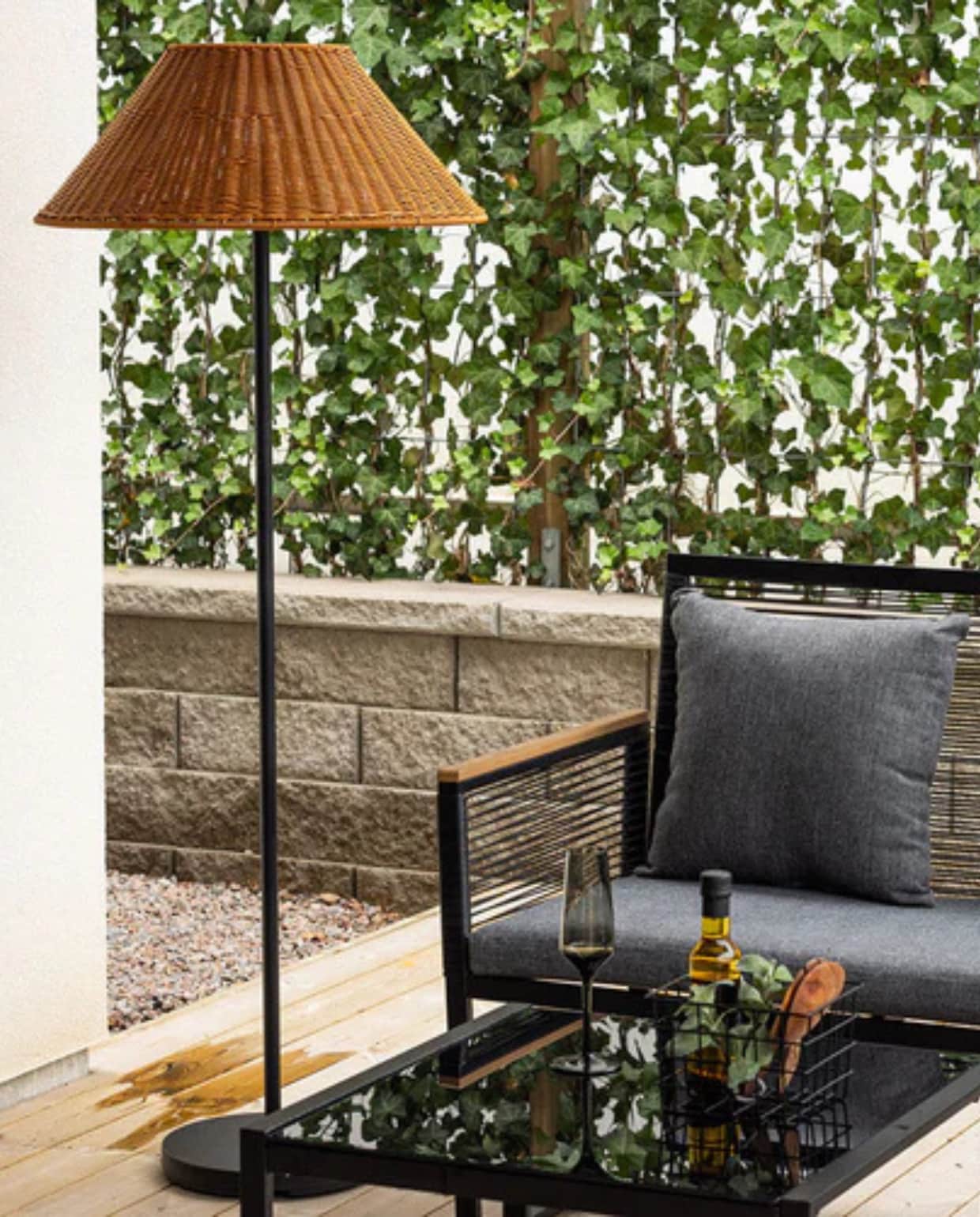 Tuinvloerlamp Jazzy van Rebellenclub, 60x150 cm (Øxh) € 249,-. Rebellenclub