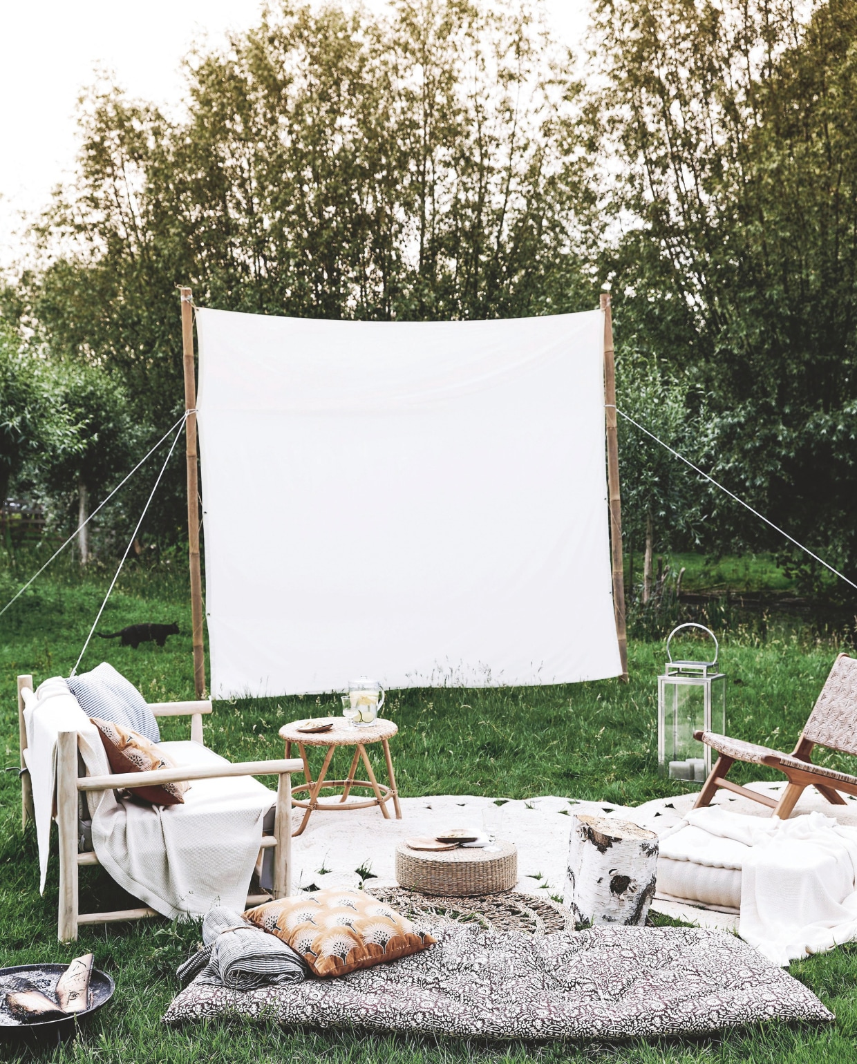 Alle items in beeld zijn privébezit. vtwonen zomerboek | styling Marit Saladini | fotografie Bart Brussee / Libelle