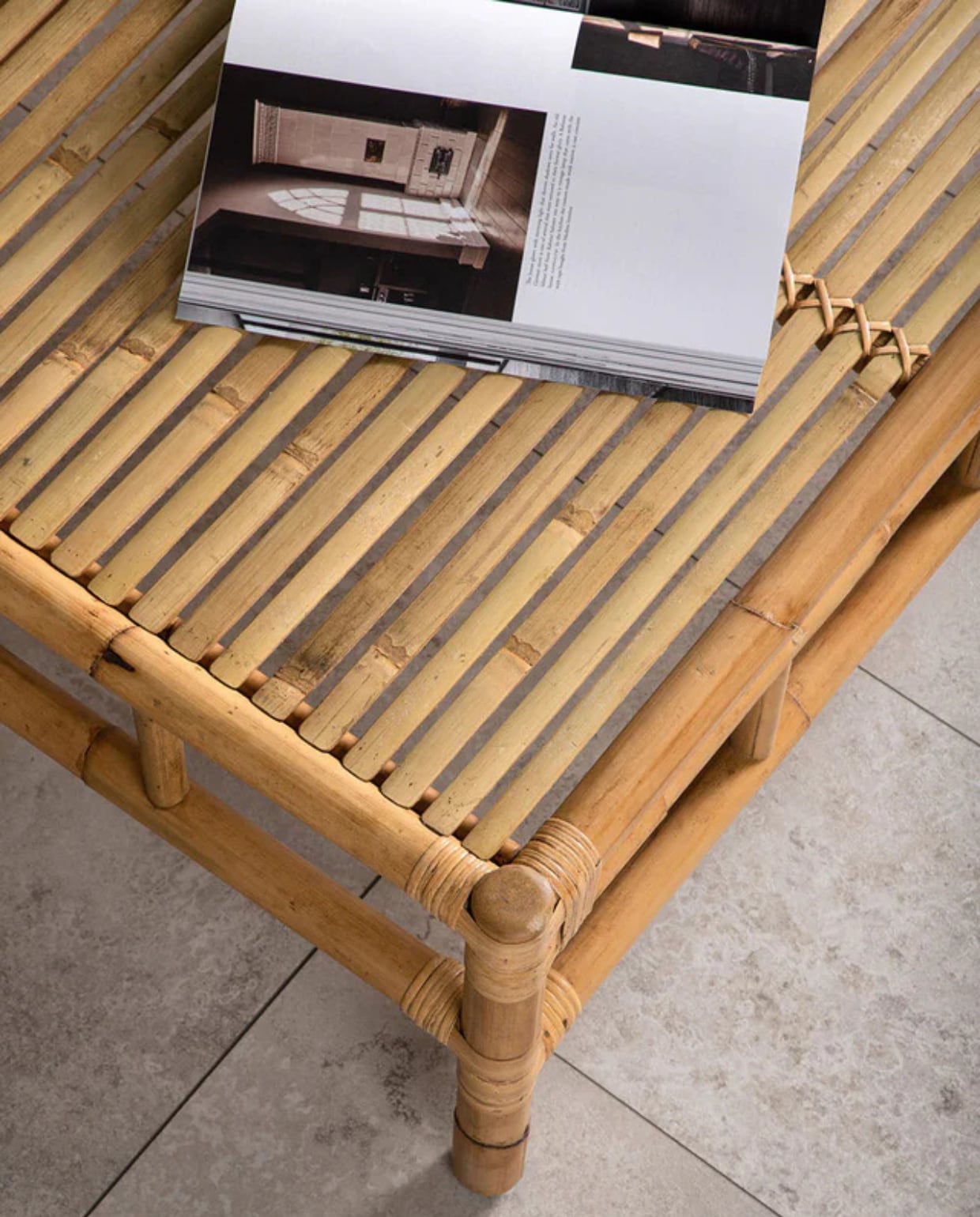 Shop op shop.vtwonen.nl: tuinsalontafel Hydra van Rebellenclub, bamboe en rotan € 379,-. Rebellenclub