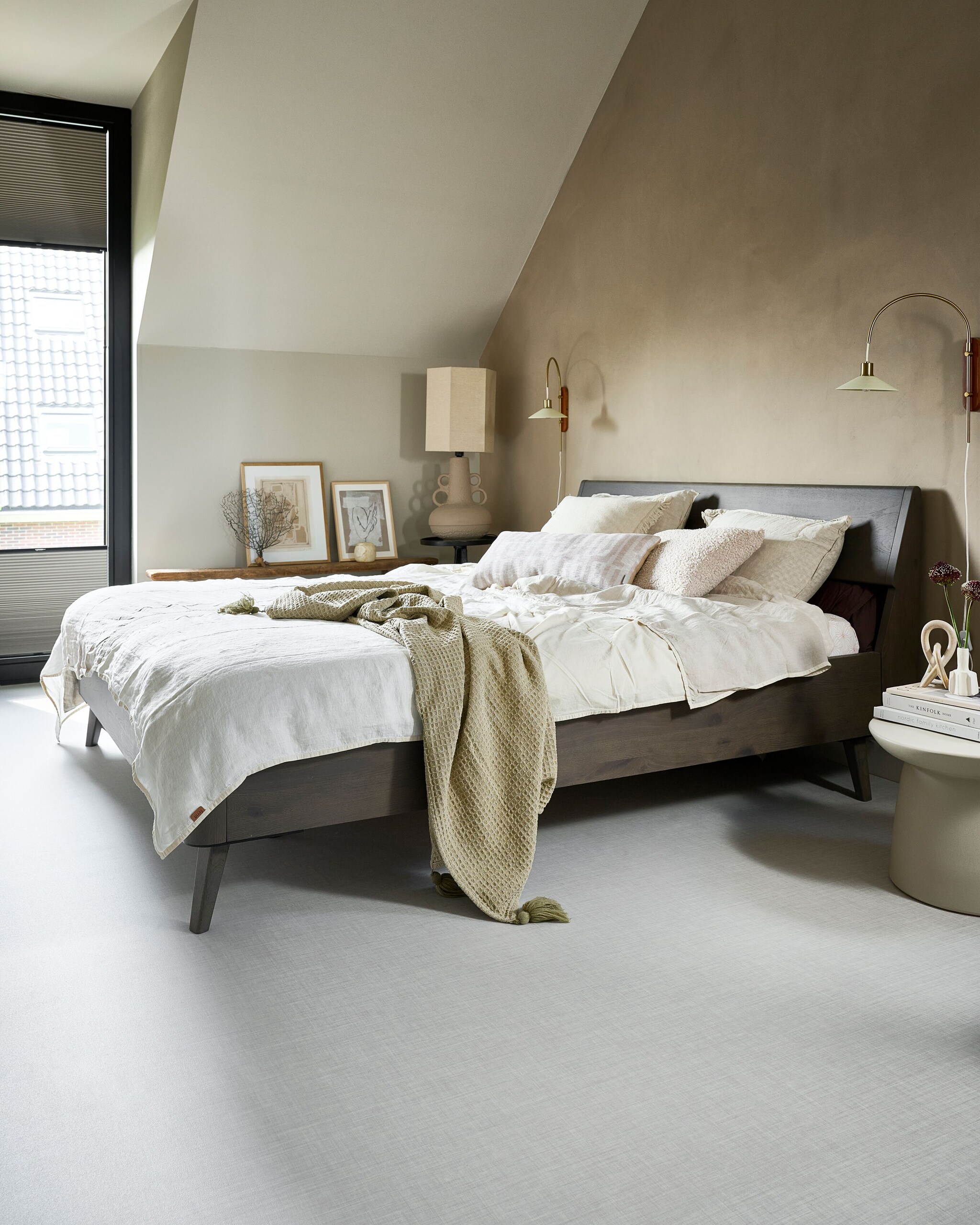 2131 | Linen Light Grey