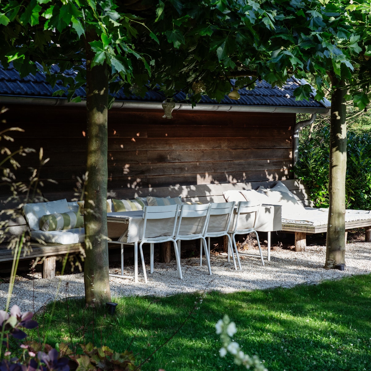 uitgelichte afbeelding vtwonen special tuin 09 | styling Ilona Jongepier | fotografie Dana van Leeuwen