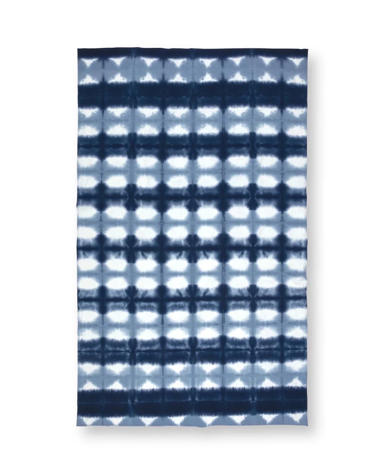 Katoenen tie-dye tafelkleed van vtwonen, 250x150 cm,  €59,95,- (shop.vtwonen.nl) vtwonen
