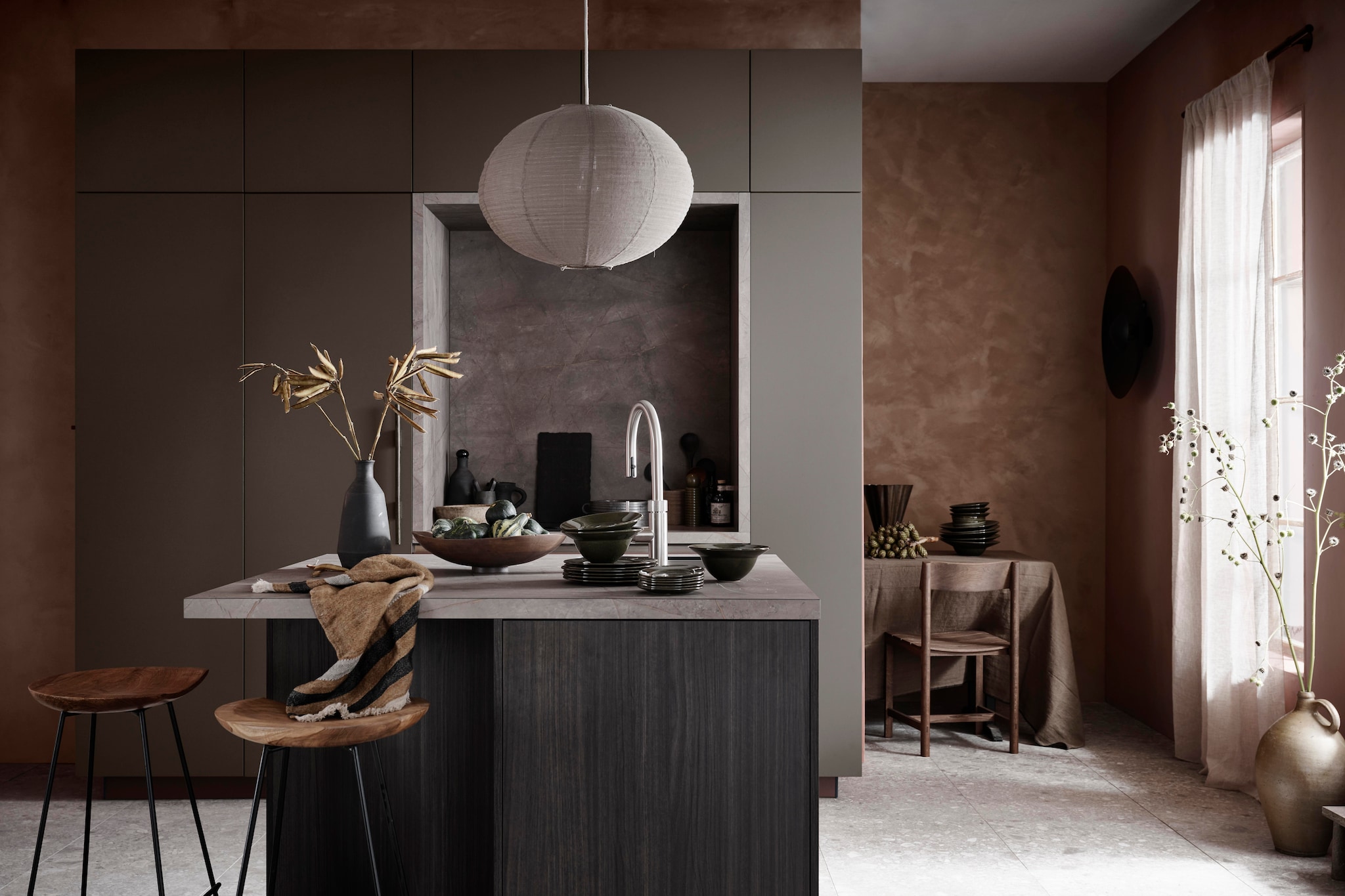 vtwonen keuken Tricolore Agaatgrijs vtwonen 07-2025 | styling Kim van Rossenberg | fotografie Sjoerd Eickmans