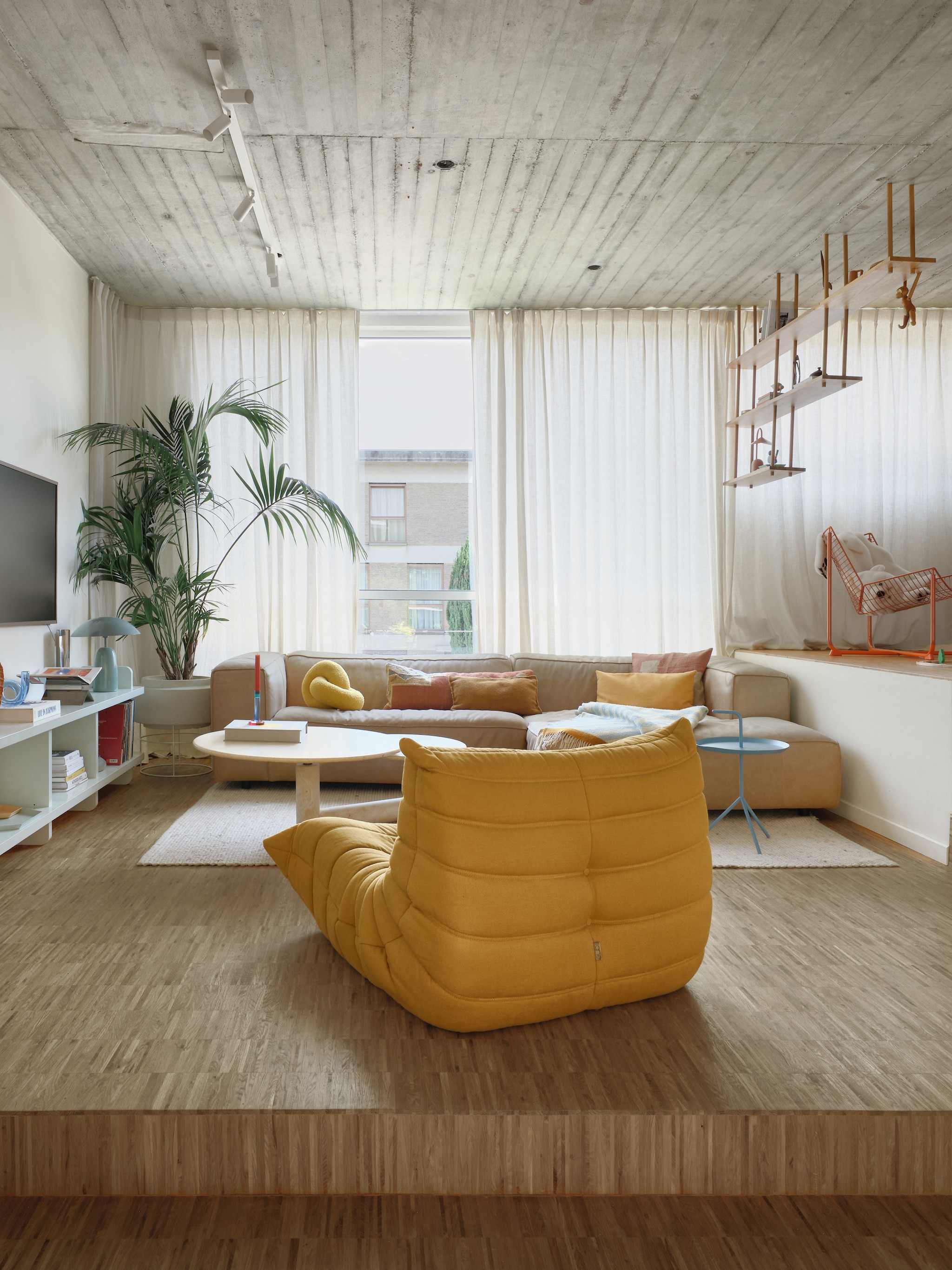 binnenkijken in gerenoveerde bel etage