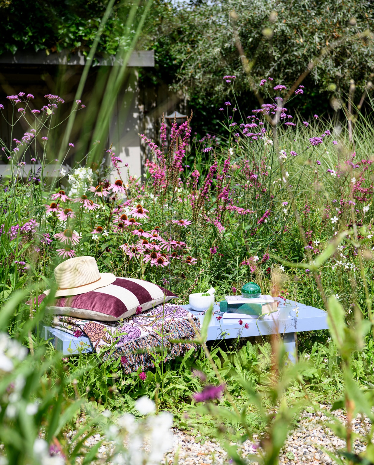 vtwonen special tuin 09 | styling Kim Timmerman | fotografie Louis Lemaire