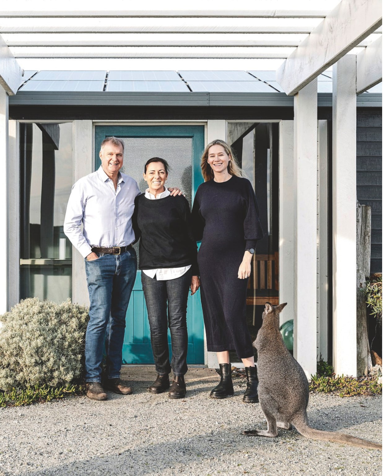 Tim, Jenee en Madeleine. vtwonen Landelijk 5-2025 | styling Belle Hemming | fotografie Marnie Hawson | tekstbewerking Mirjam Rosema-Verhulst