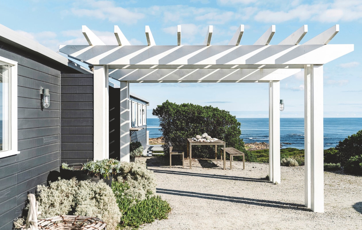 Soortgelijke buitenset Maisons du Monde. vtwonen Landelijk 5-2025 | styling Belle Hemming | fotografie Marnie Hawson | tekstbewerking Mirjam Rosema-Verhulst
