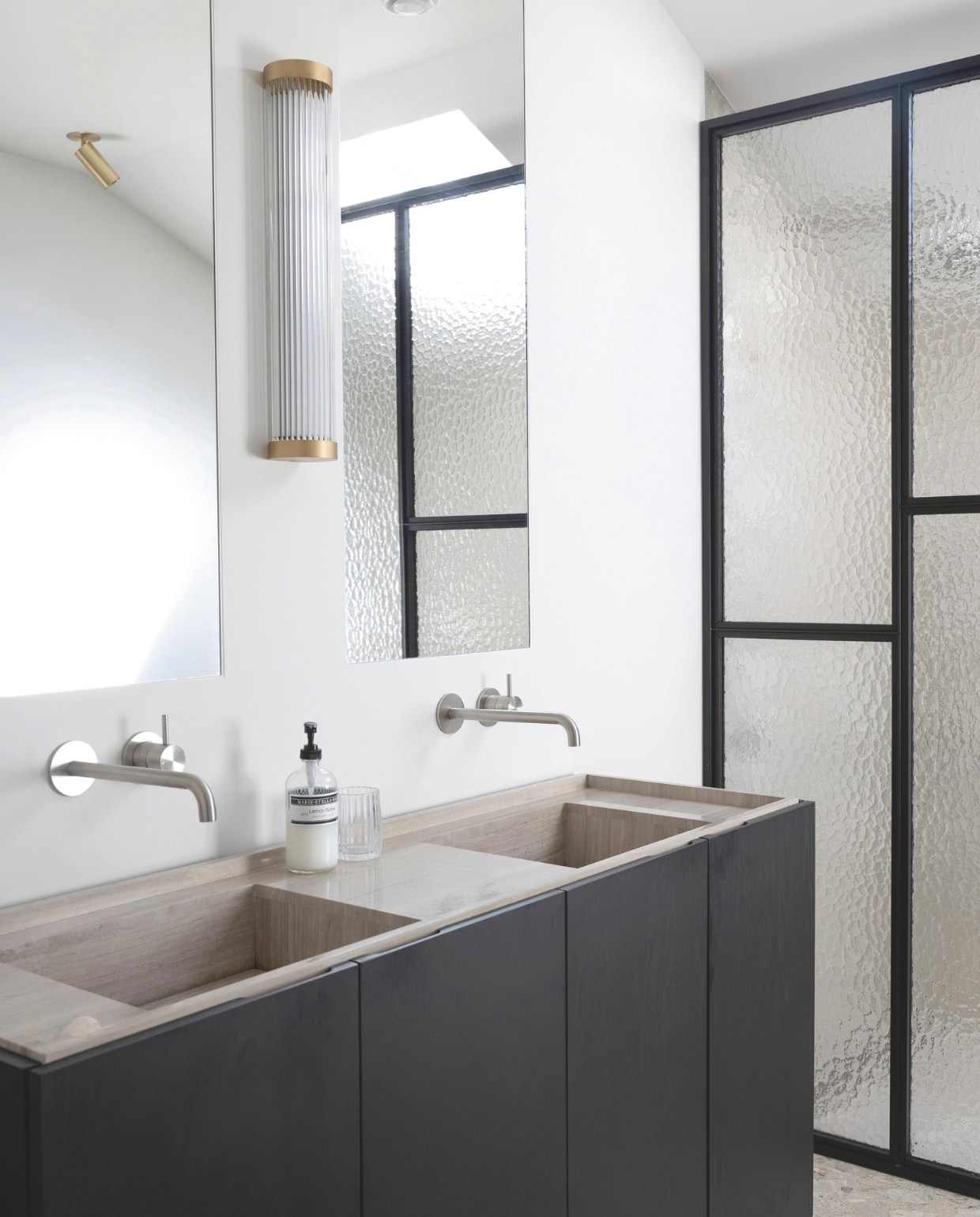 Stijlvol Wonen 05-2025 | fotografie Stie De Neve, Maridiani, House Milan 2024