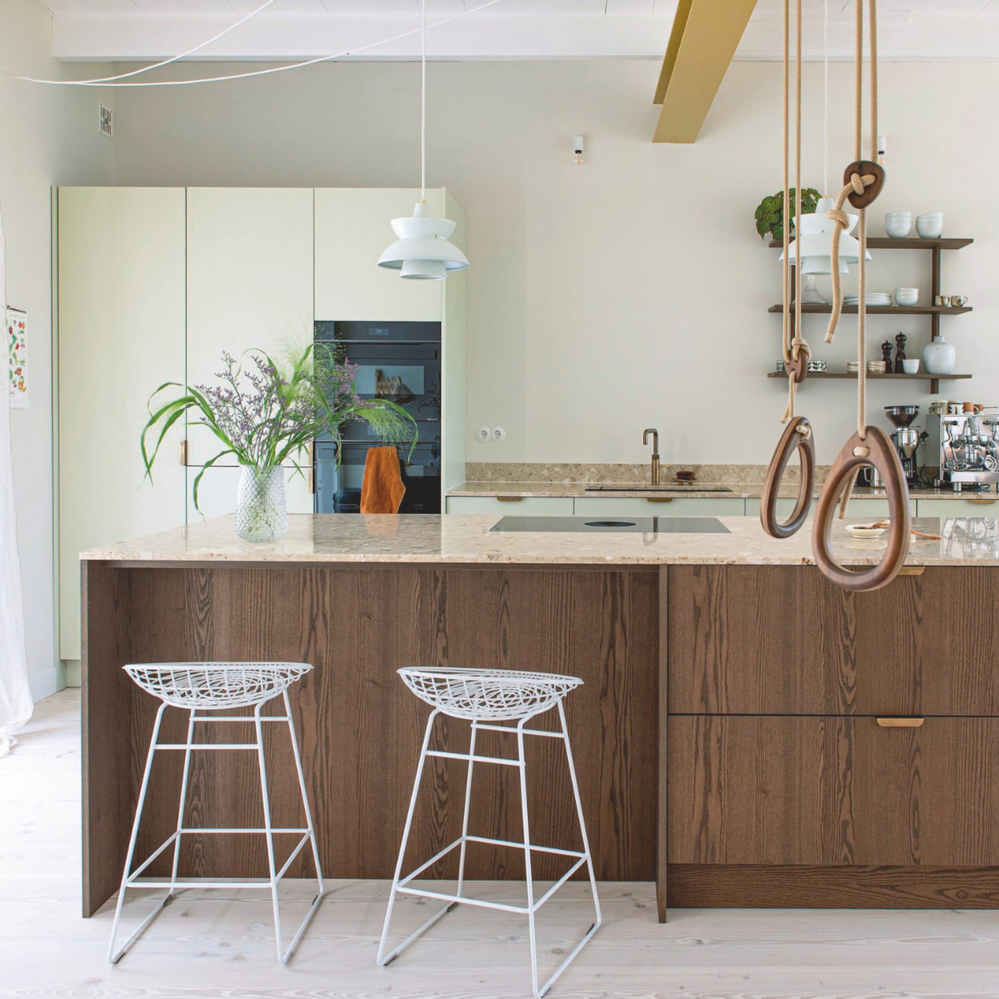 woonidee tweekleurige keuken kleuren