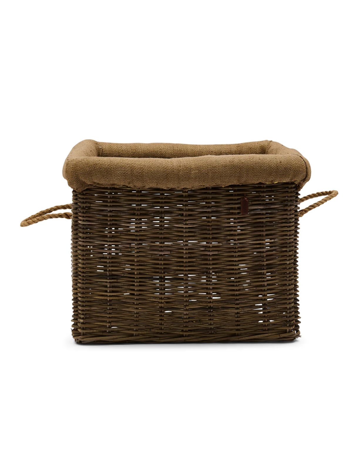 Rivièra Maison mand rustic rattan log basket M, rotan, naturel, 53x40x52 cm (lxbxh) € 119,- ( shop.vtwonen.nl). Rivièra Maison