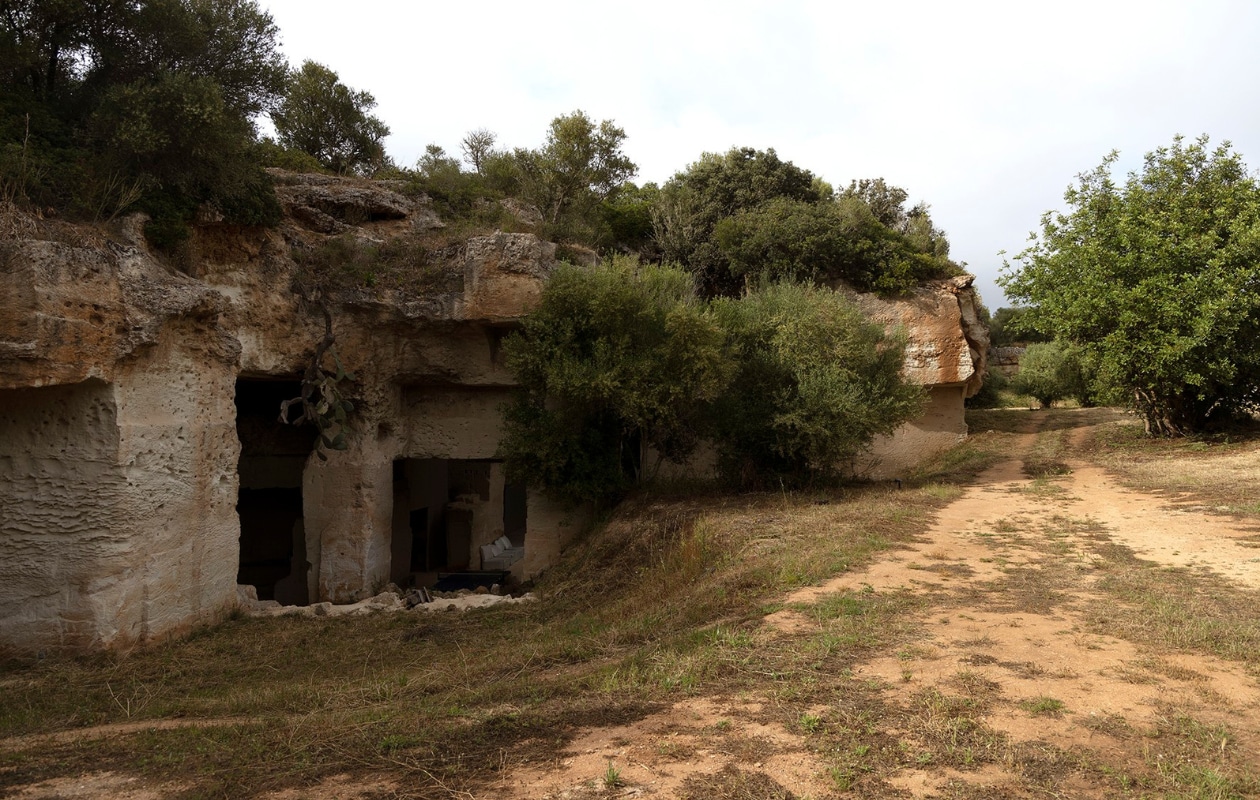 Het experimentele toevluchtsoord Ca’n Terra op het Spaanse eiland Menorca vtwonen 07-2025 | fotografie Mirjam Bleeker