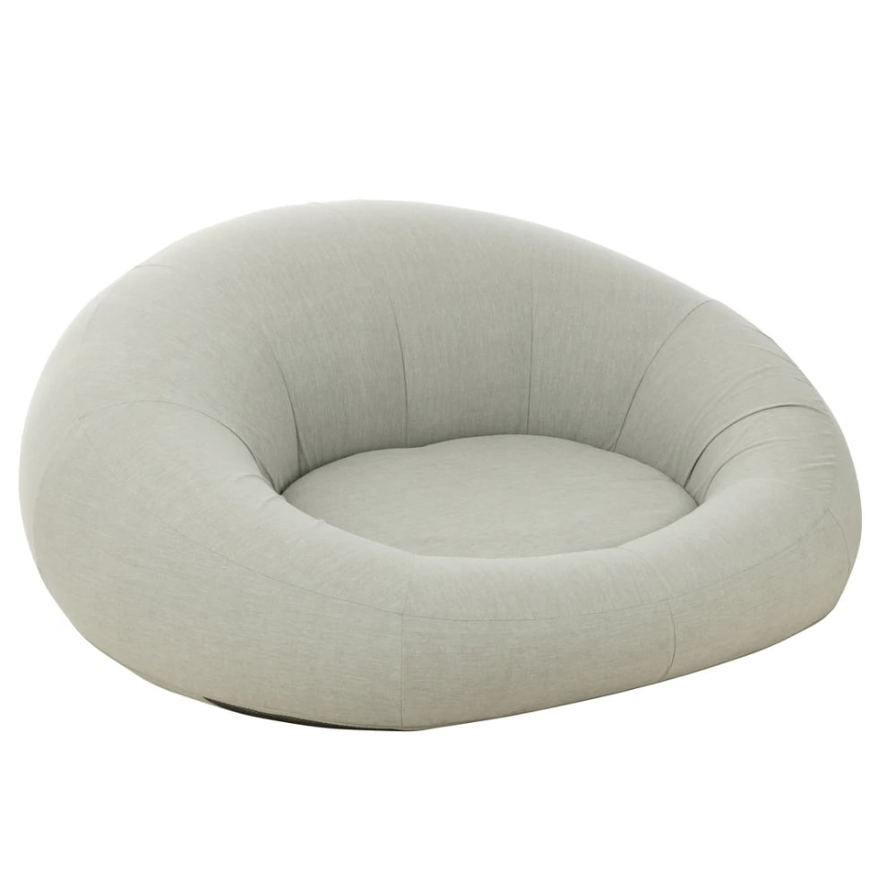 J-Line matras Donut, kunststof, grijs, 150x175x75, €306,50. (shop.vtwonen.nl) J-Line