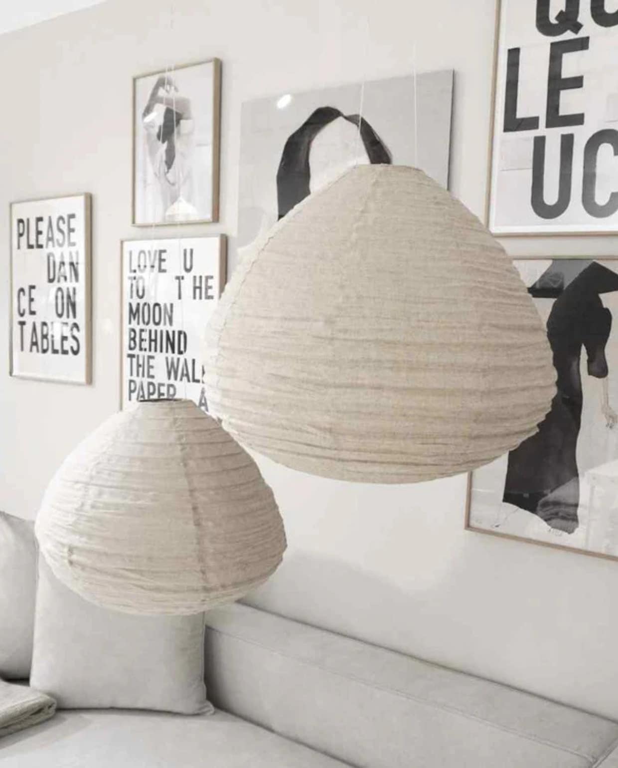 Shop via shop.vtwonen.nl: Mômé hanglamp Dome, linnen, taupe, 50x42 cm (Øxh) € 109,-. Mômé