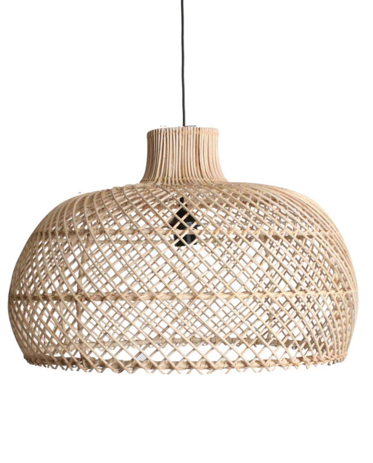 Shop via shop.vtwonen.nl: Raw Materials hanglamp Maze L, rotan, naturel, 57x36 cm (Øxh) € 219,-.  Raw Materials