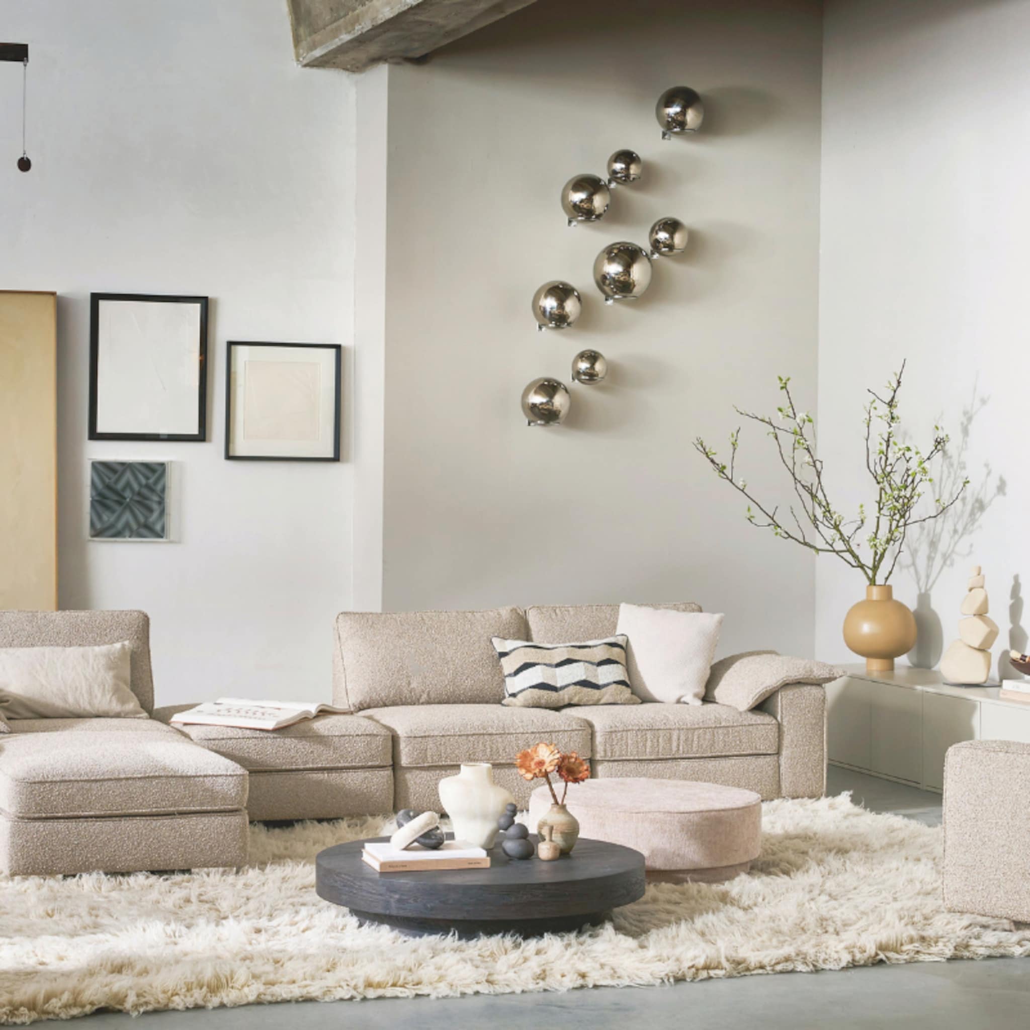 leunende kunst interieur trend