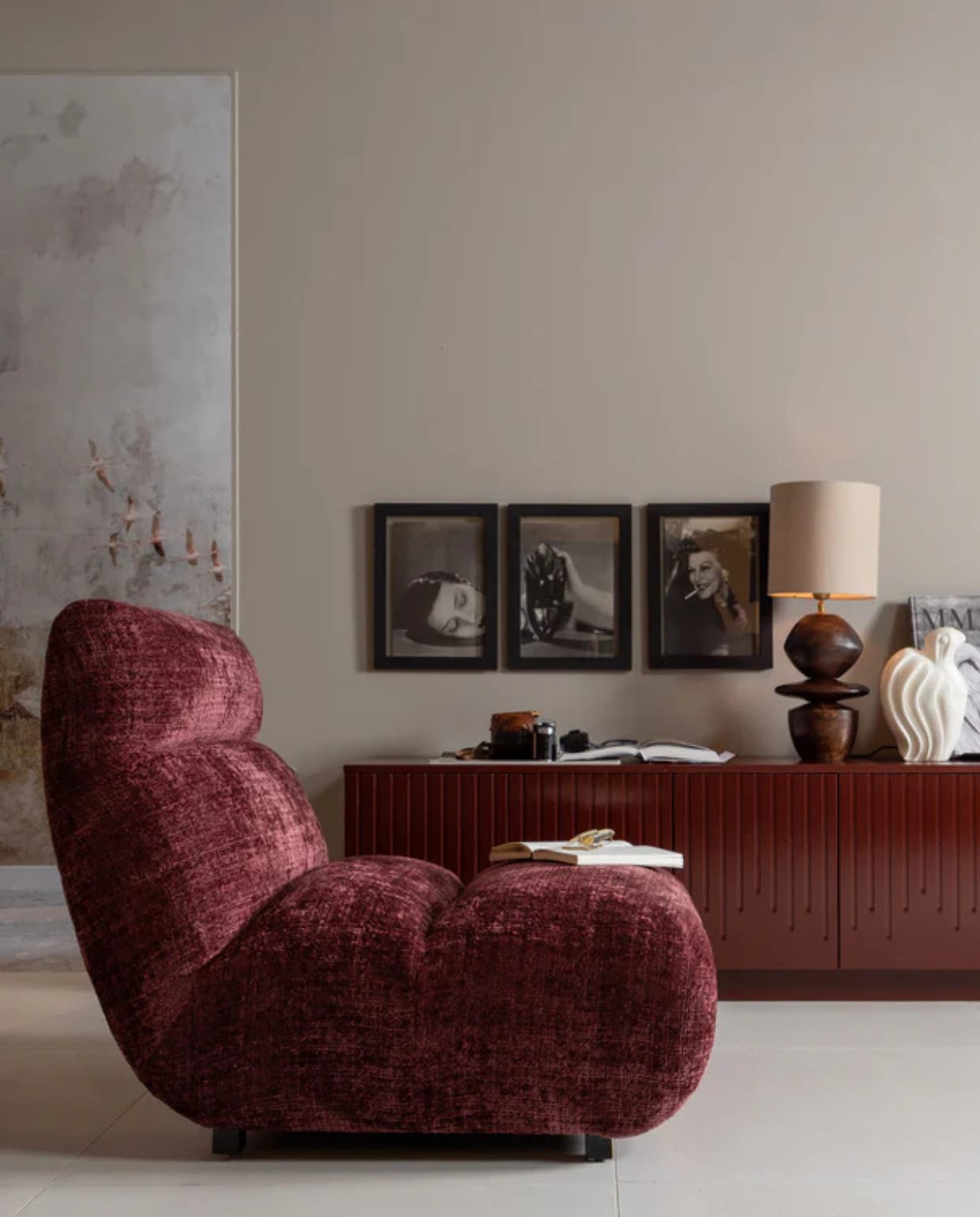Shop via shop.vtwonen.nl: Woood fauteuil Observe, chenille, aubergine, 75x96x82 cm (bxdxh) € 499,-.  Woood