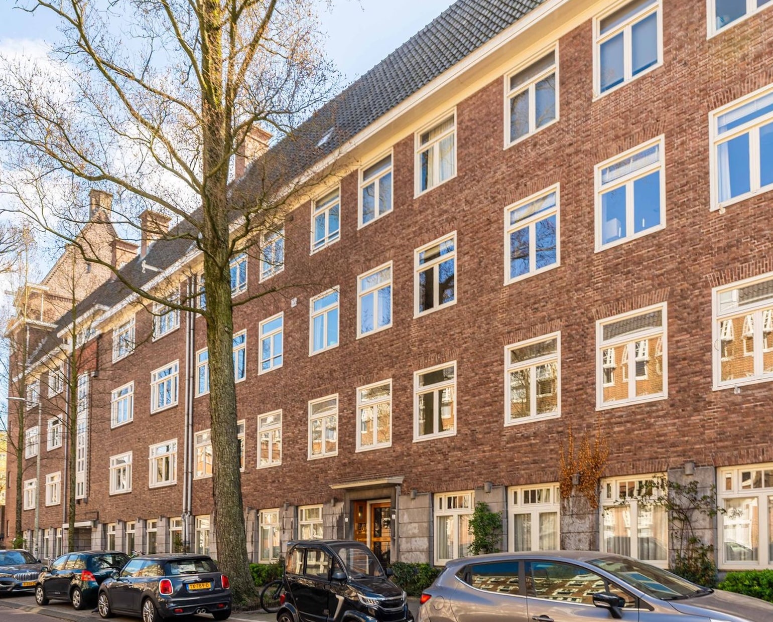 Funda - Max de Makelaer Amsterdam
