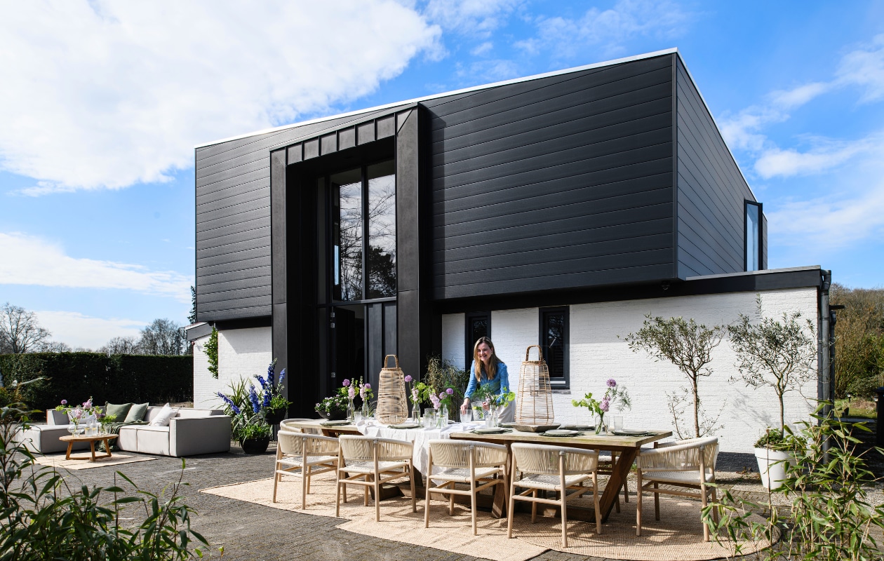 buitenkijken de moderne villa van isabelle in oostvoorne