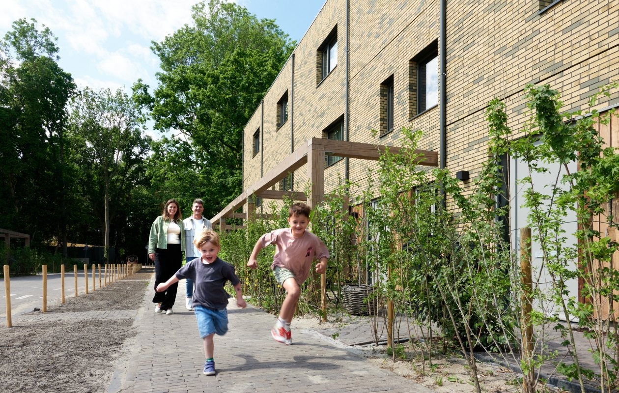 Joline en Joacim gaan een jaar lang gratis wonen in Cruqius vtwonen